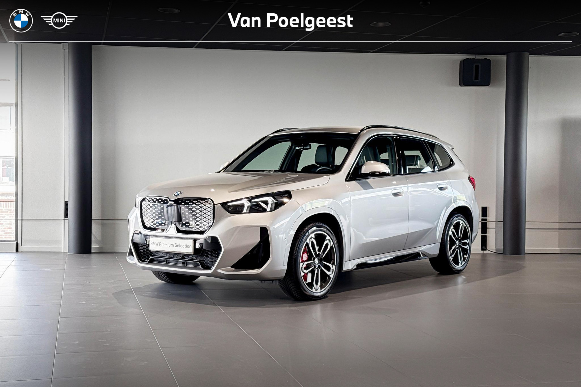 BMW iX1