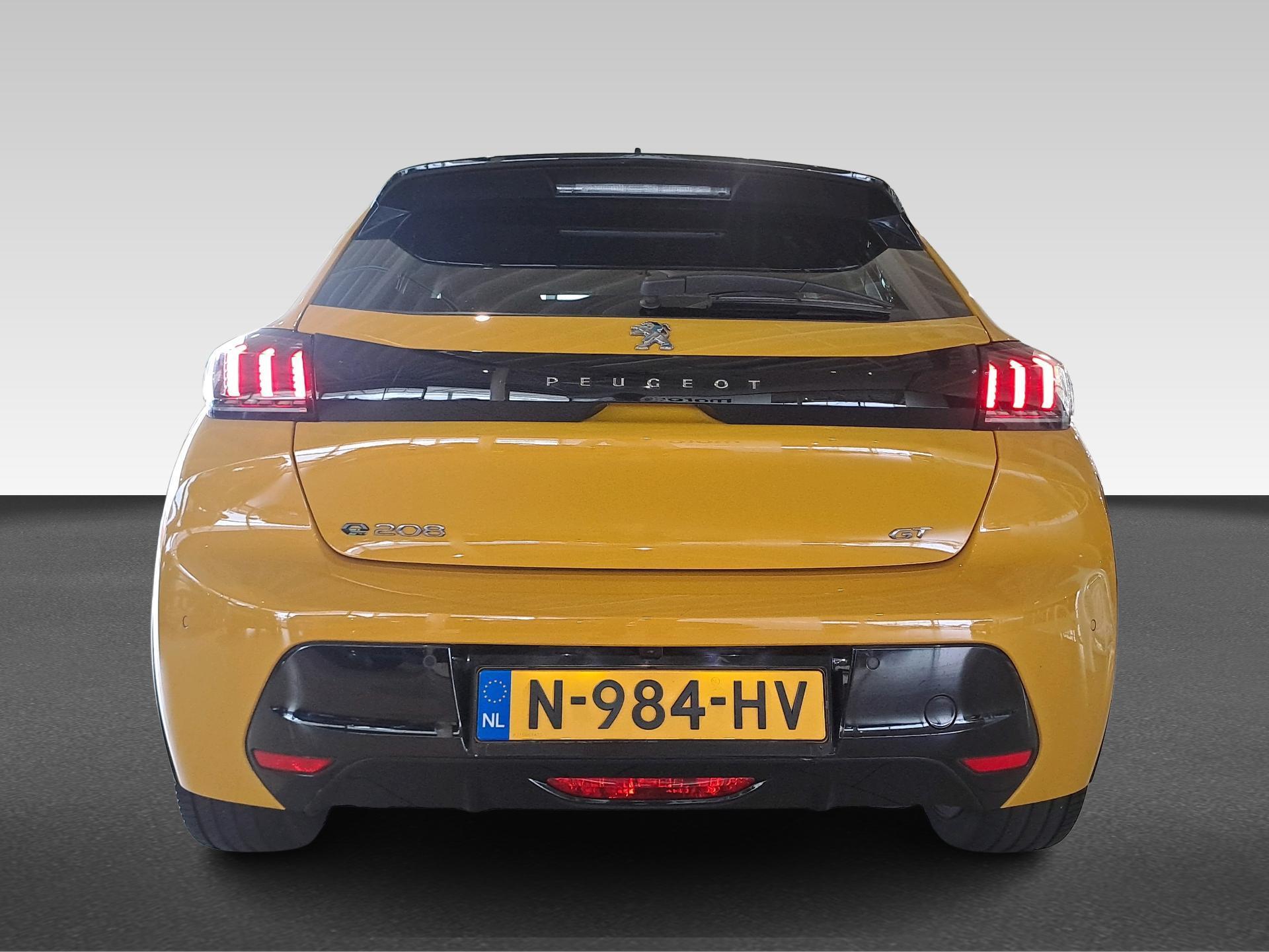 Peugeot e-208