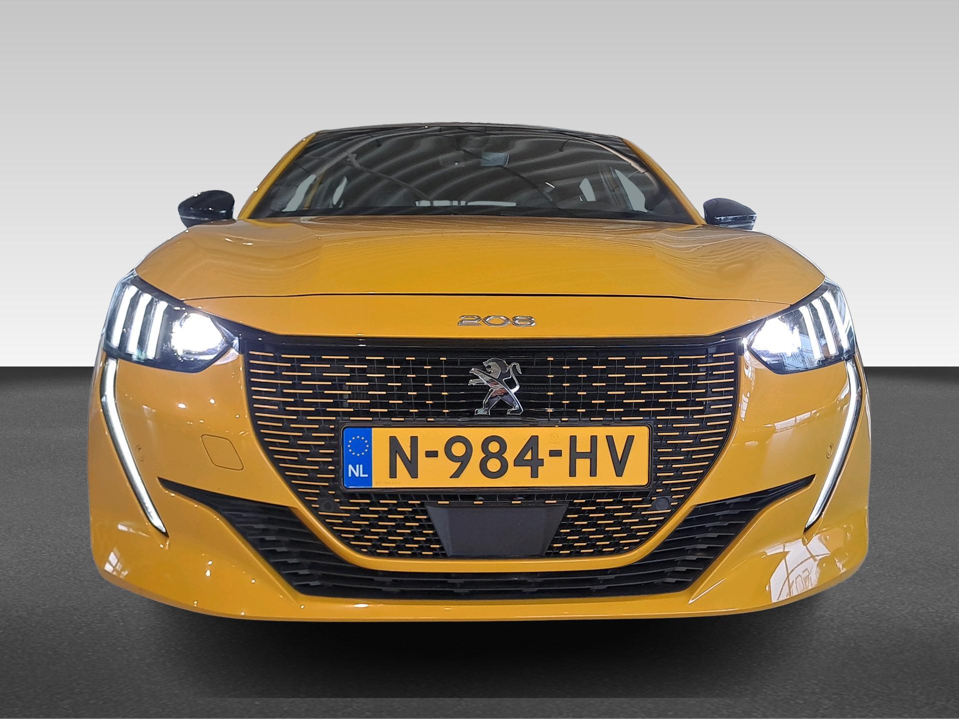 Peugeot e-208