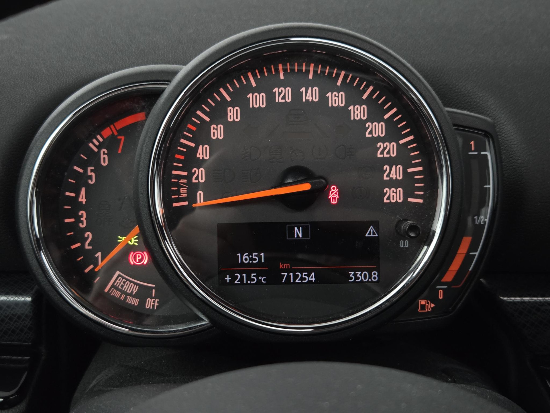 MINI Clubman