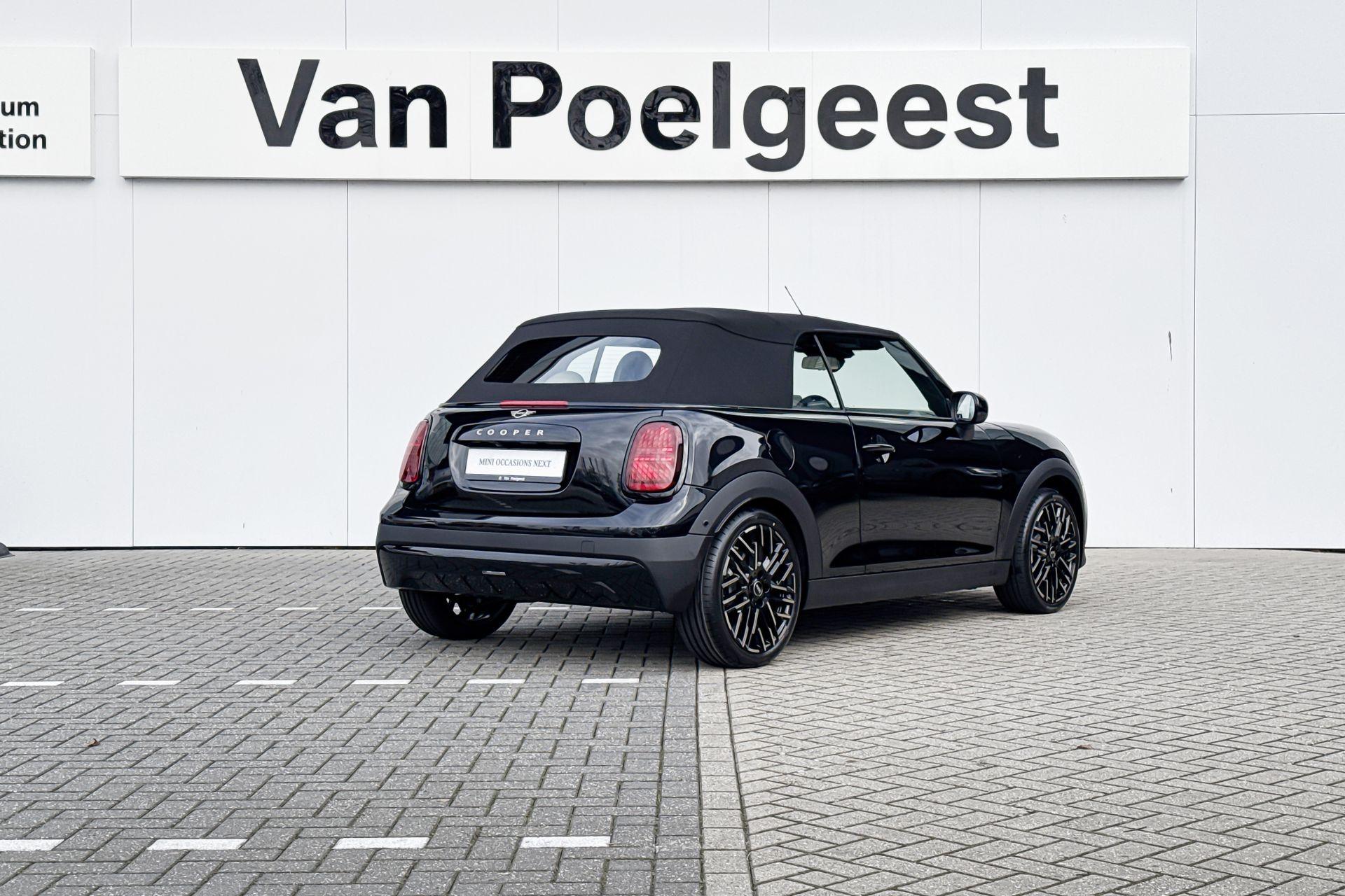 MINI Cooper Cabrio