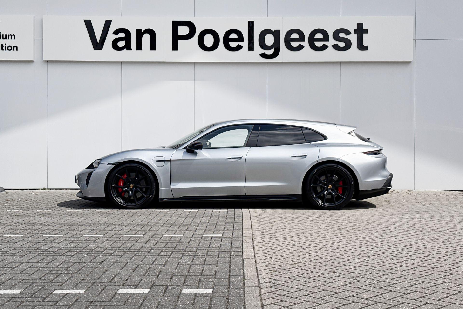 Porsche Taycan Sport Turismo