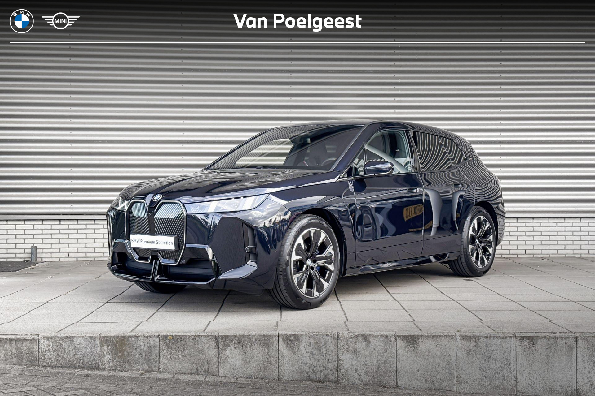 BMW iX