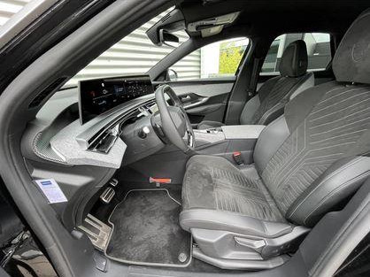 Peugeot e-3008