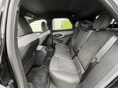 Peugeot e-3008