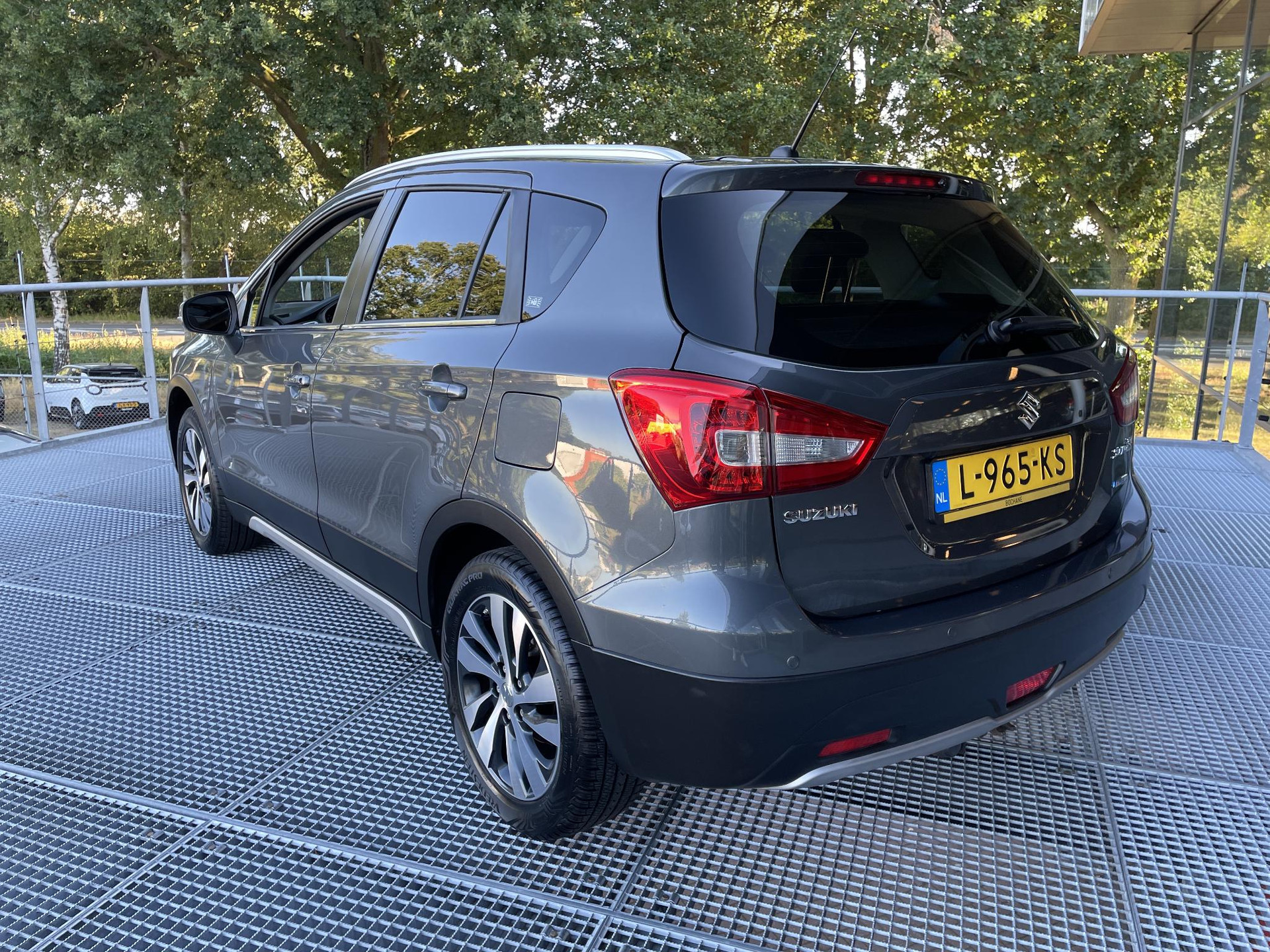 Suzuki S-Cross