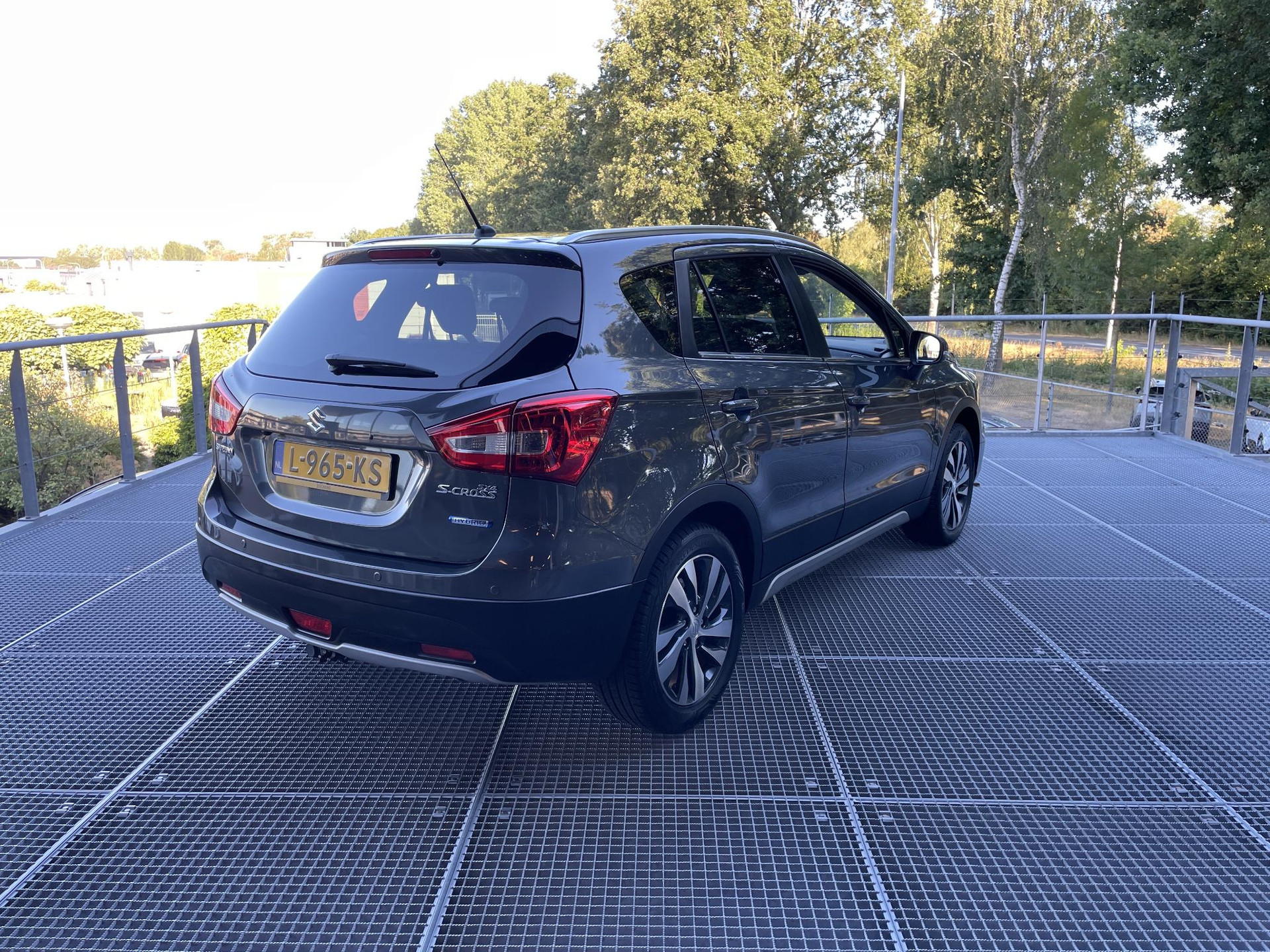 Suzuki S-Cross
