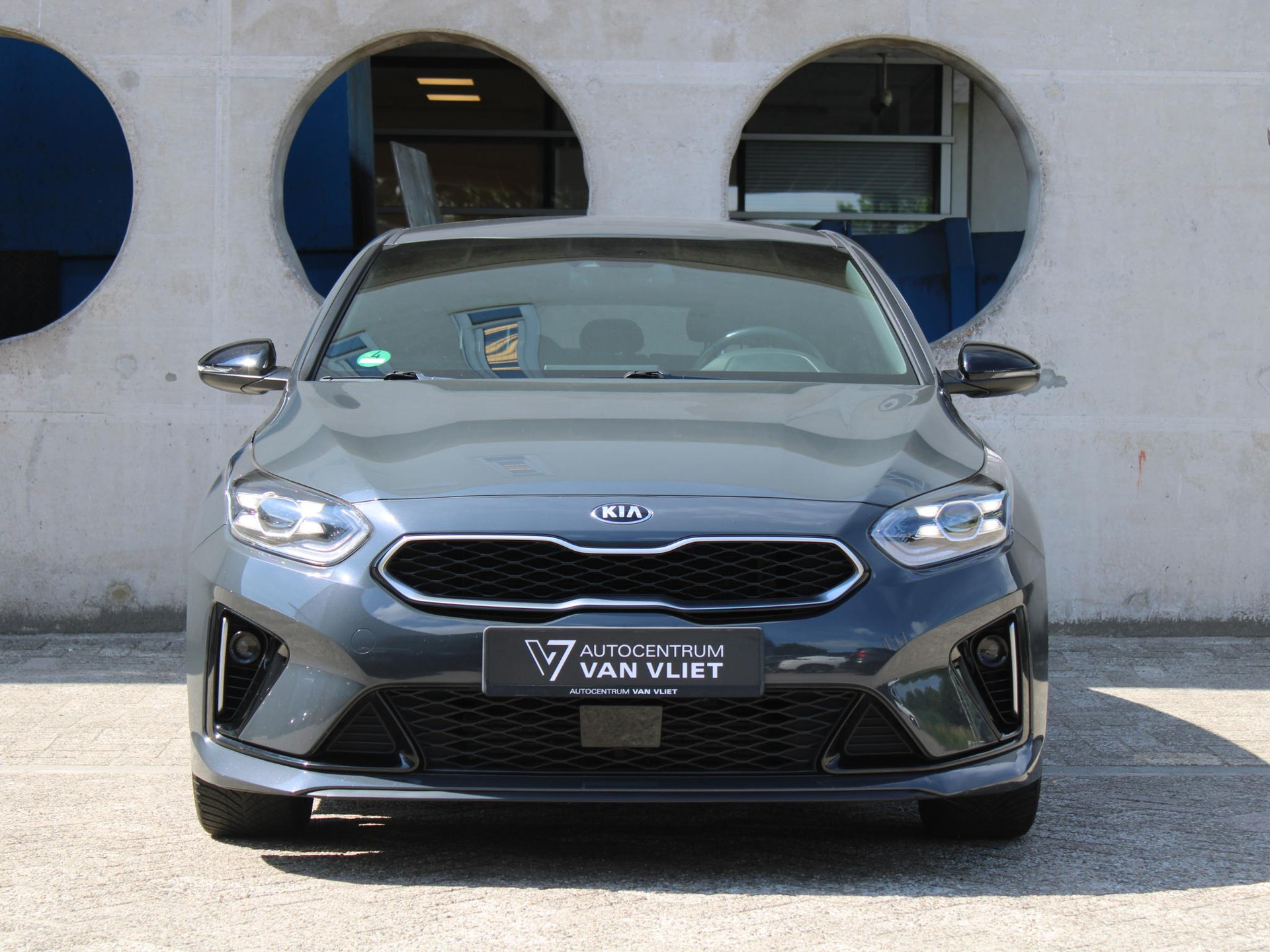Kia Proceed