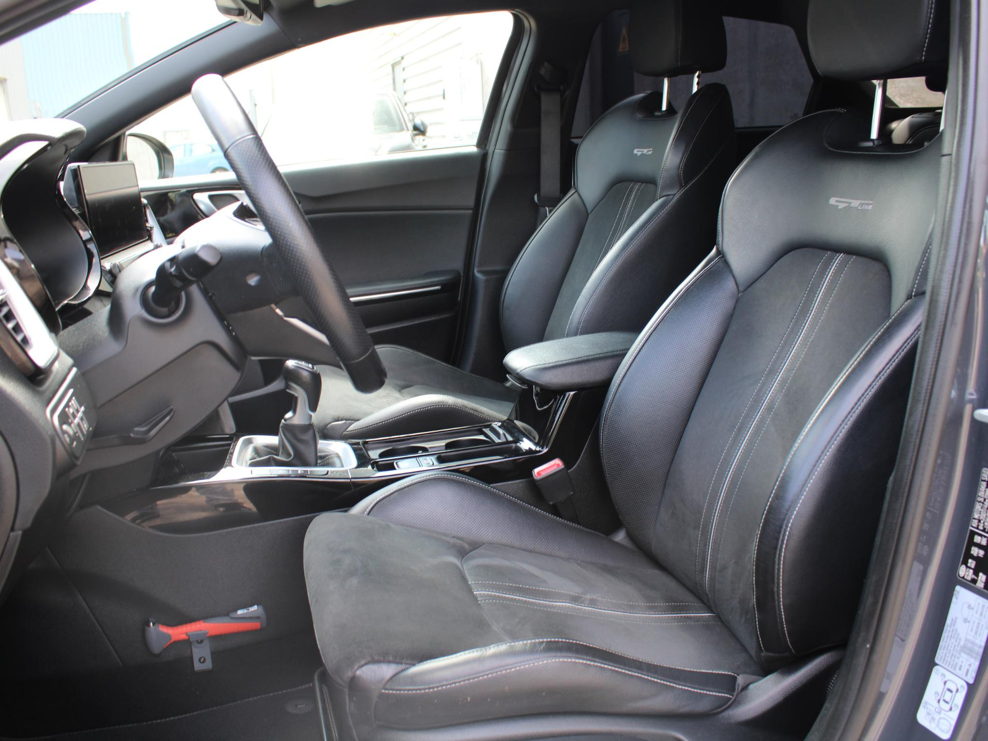 Kia Proceed