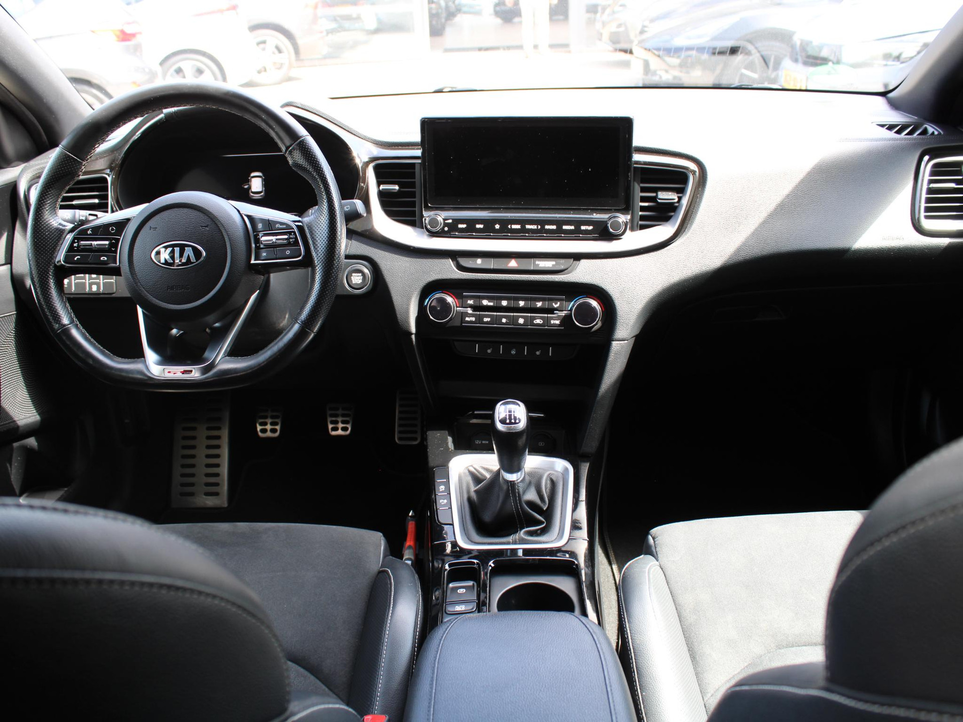 Kia Proceed