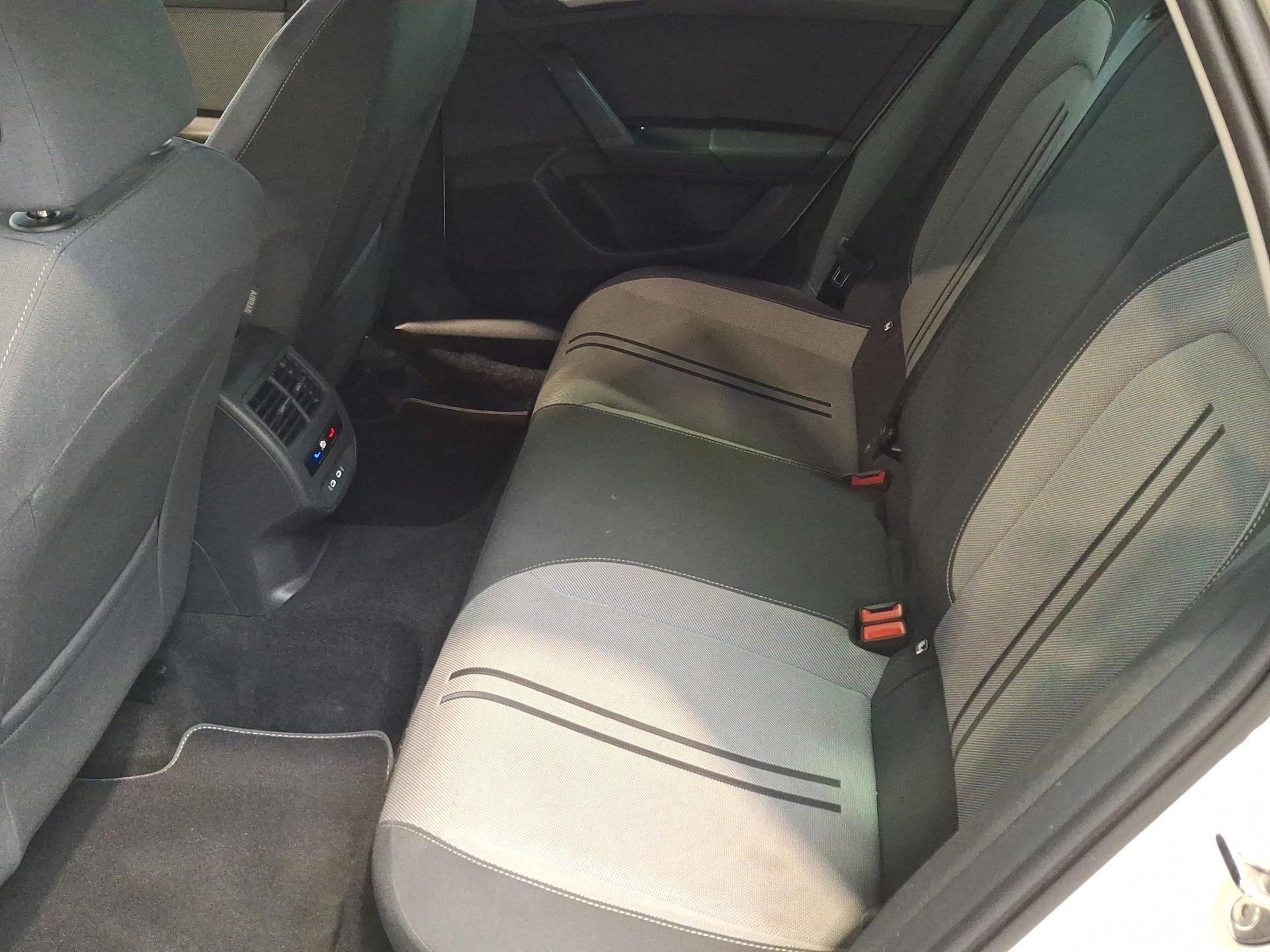 SEAT León