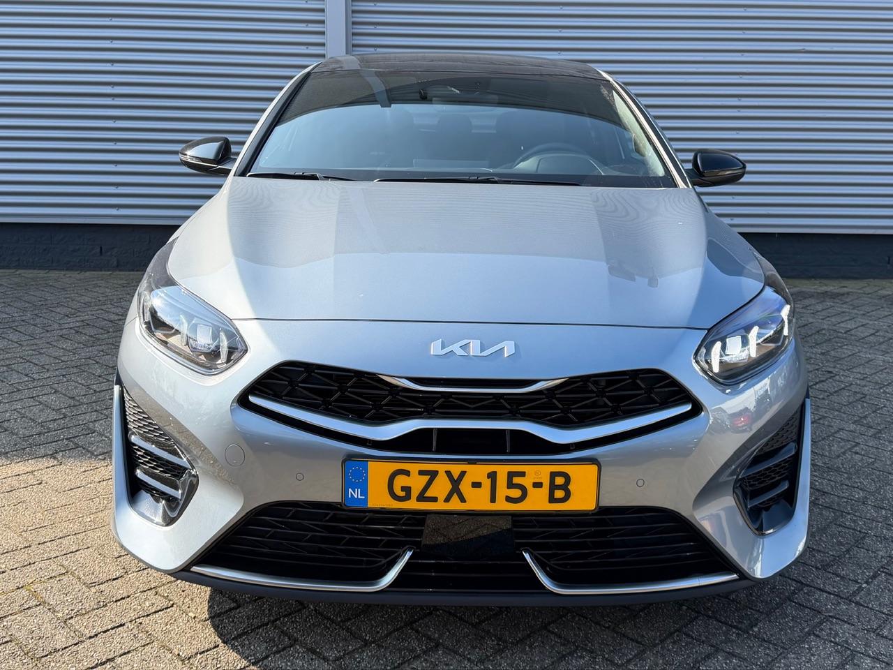 Kia Proceed