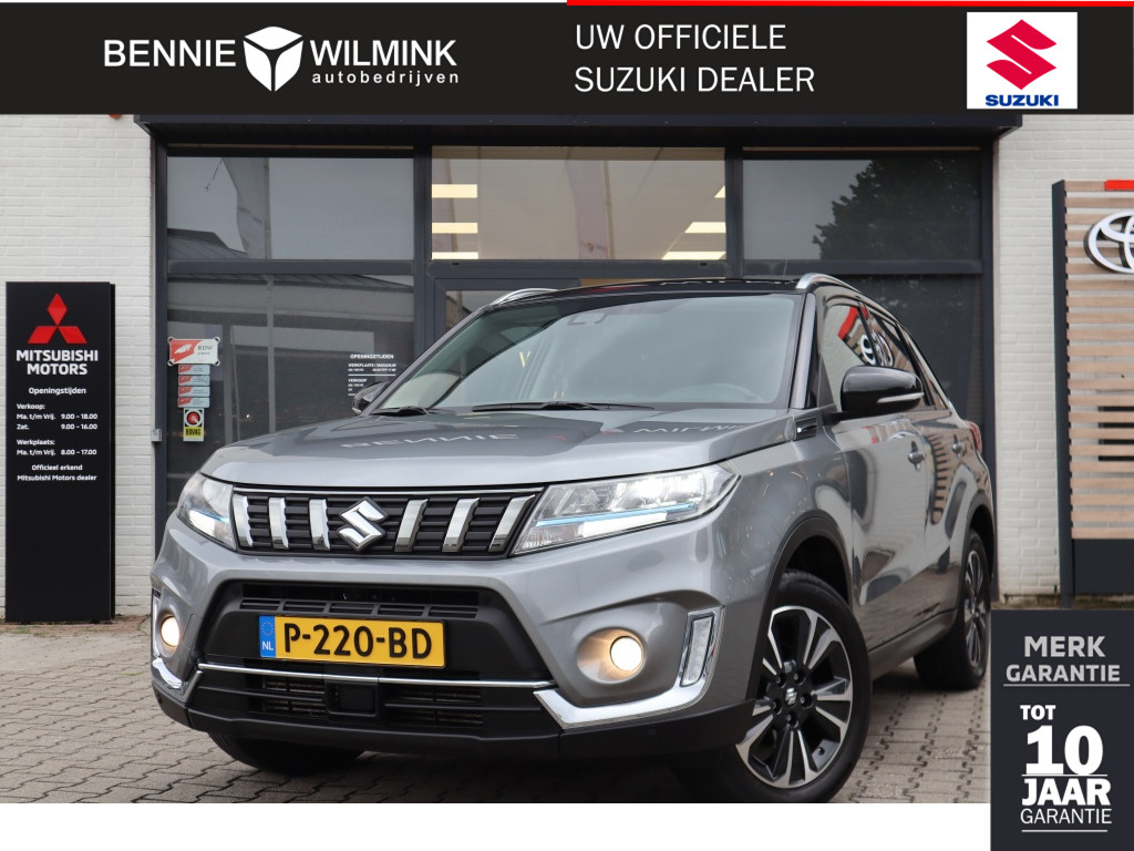 Suzuki Vitara 1.4 BoosterJet Hybrid Style Trekhaak | Adaptive Cruise | Two tone