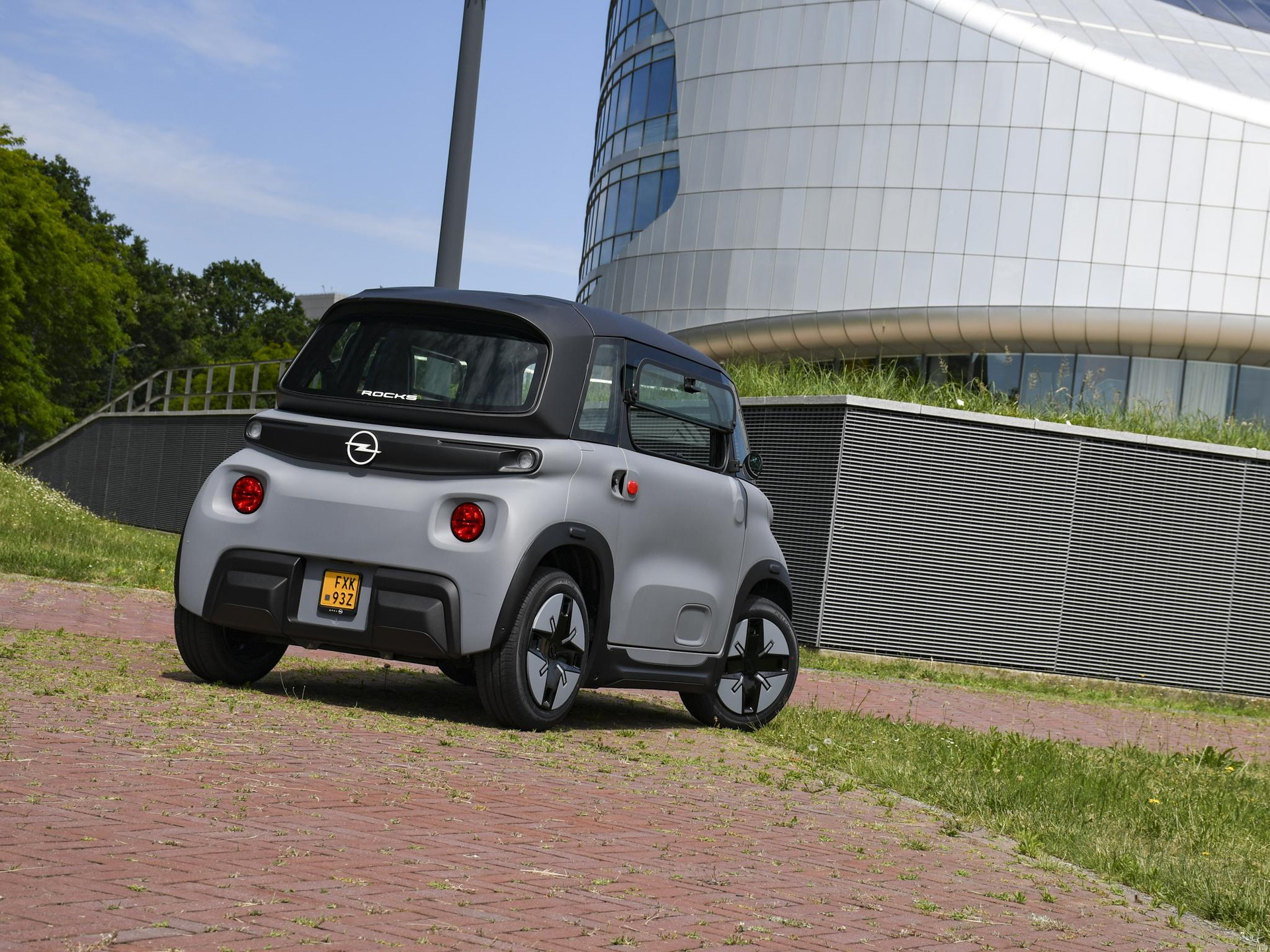 Opel Rocks-e