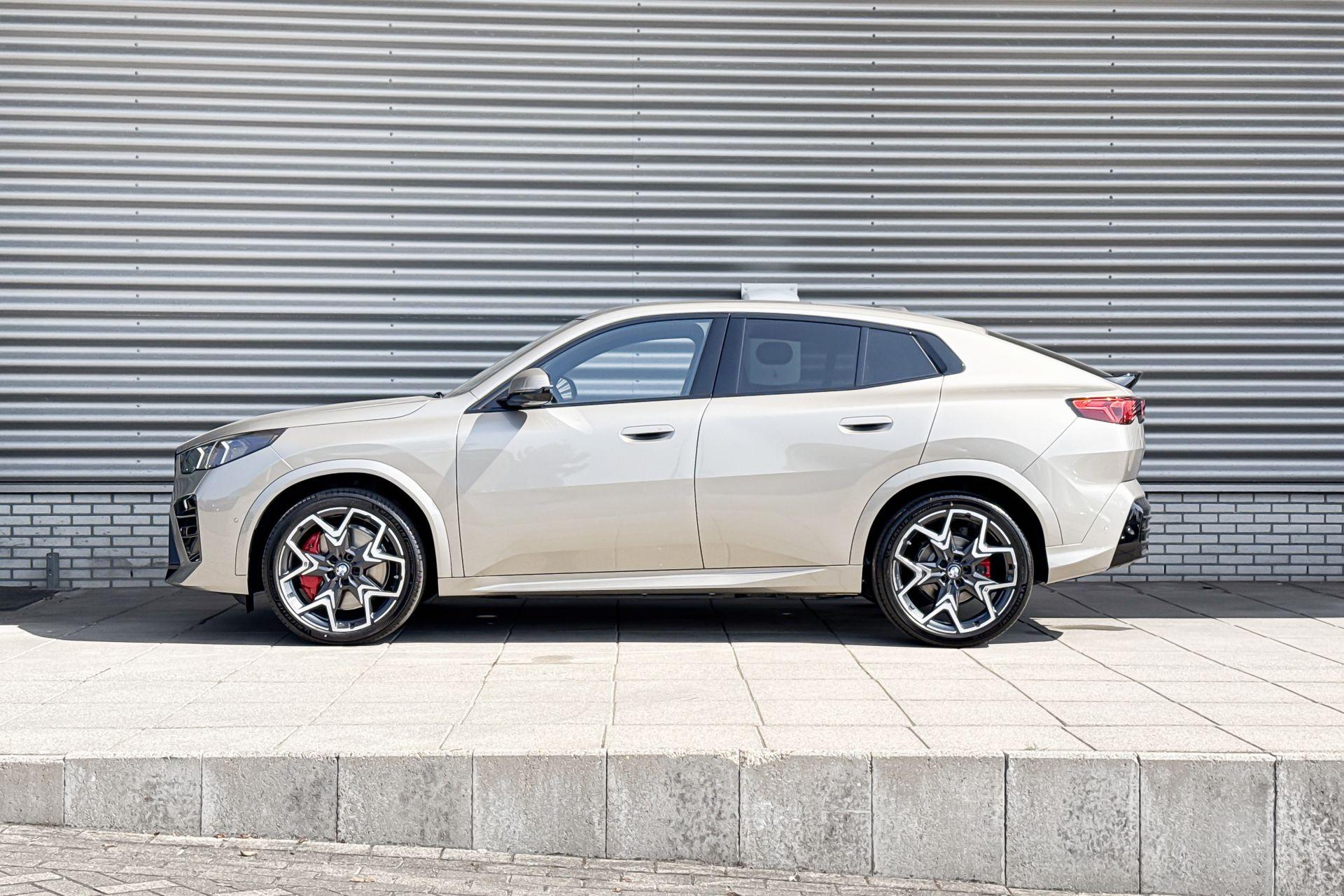 BMW iX2