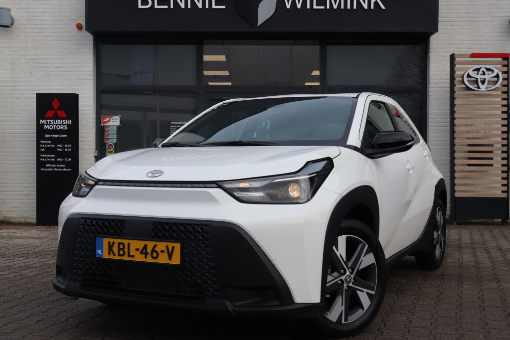 Toyota Aygo X Hybrid 115 play | LM Velgen | Stoelverwarming