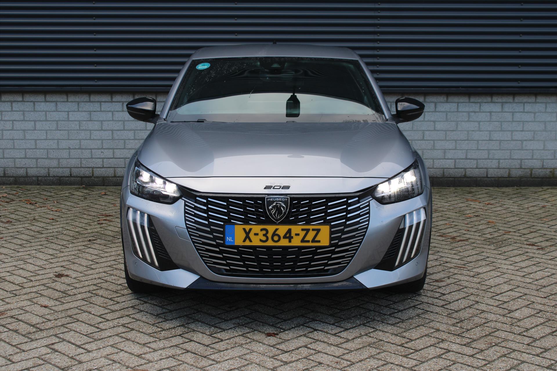Peugeot e-208