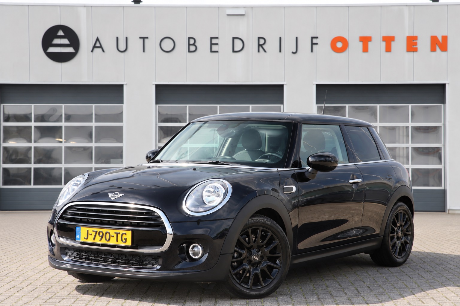 MINI 3-Deurs 1.5 Cooper Pepper AIRCO | CRUISE | APPLE | NAVI | NAP