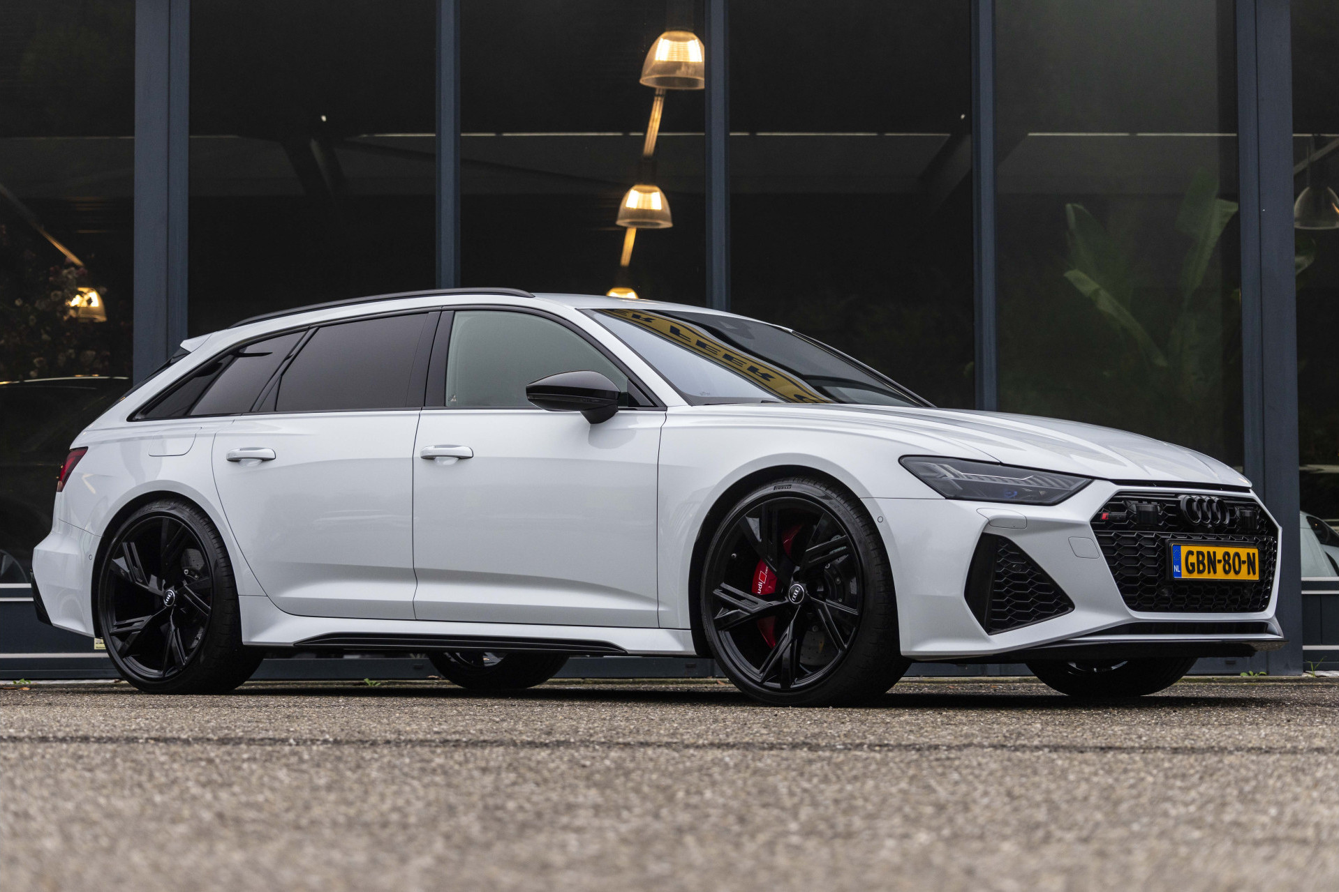 Audi RS6 Avant RS 6 TFSI quattro