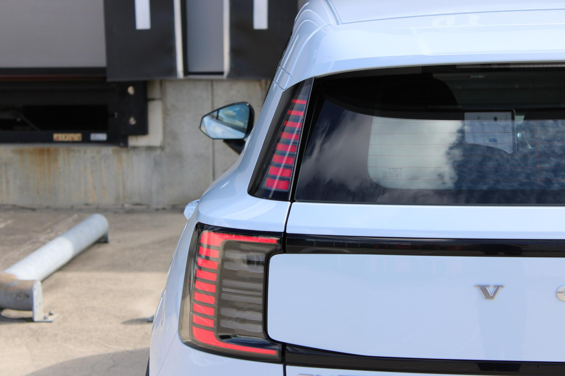 Volvo EX30