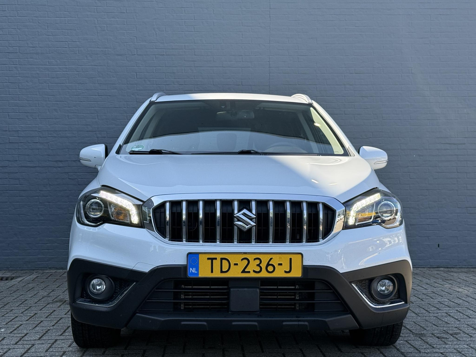 Suzuki S-Cross