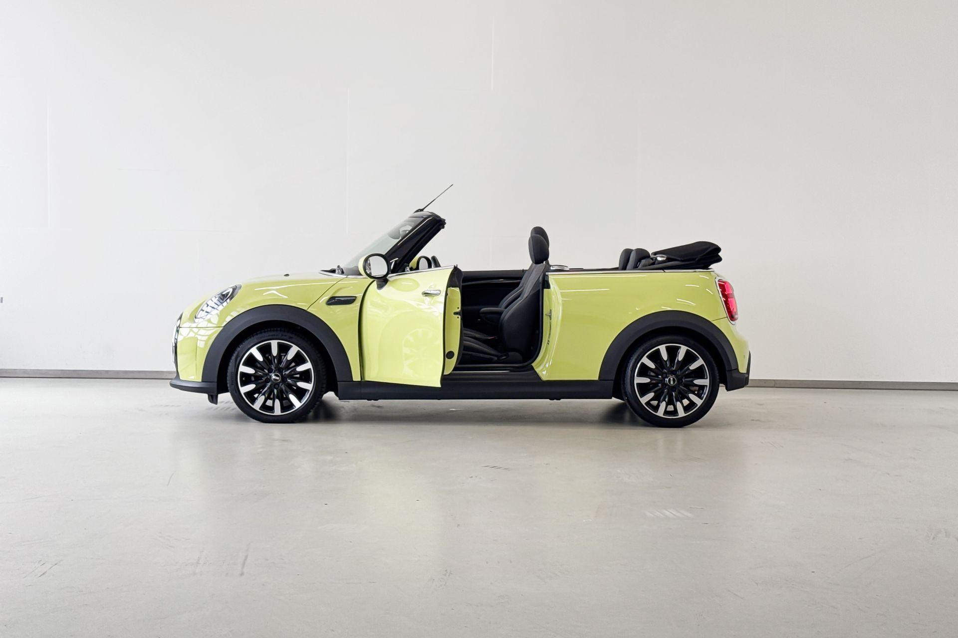 MINI Cooper Cabrio