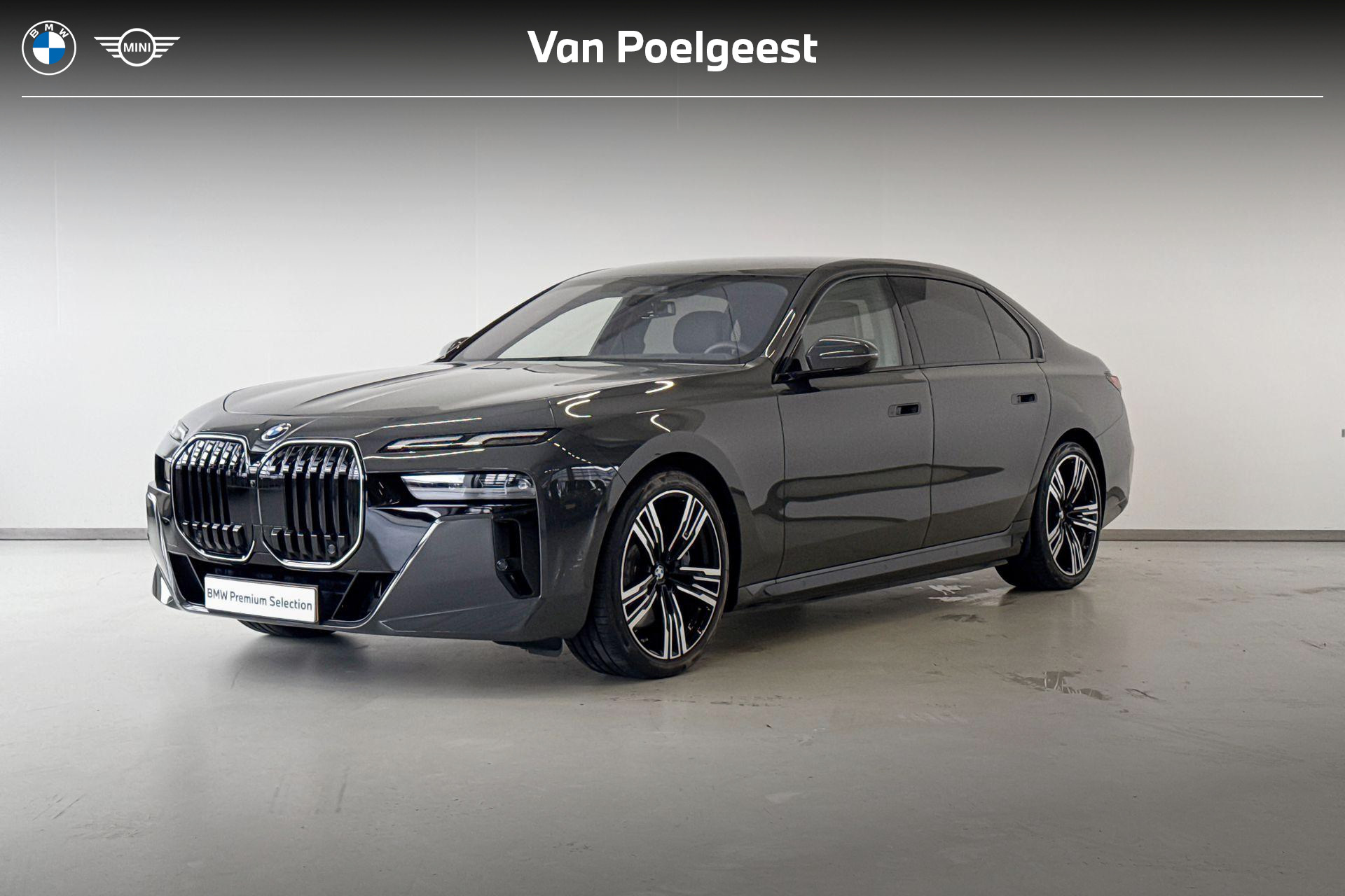 BMW i7