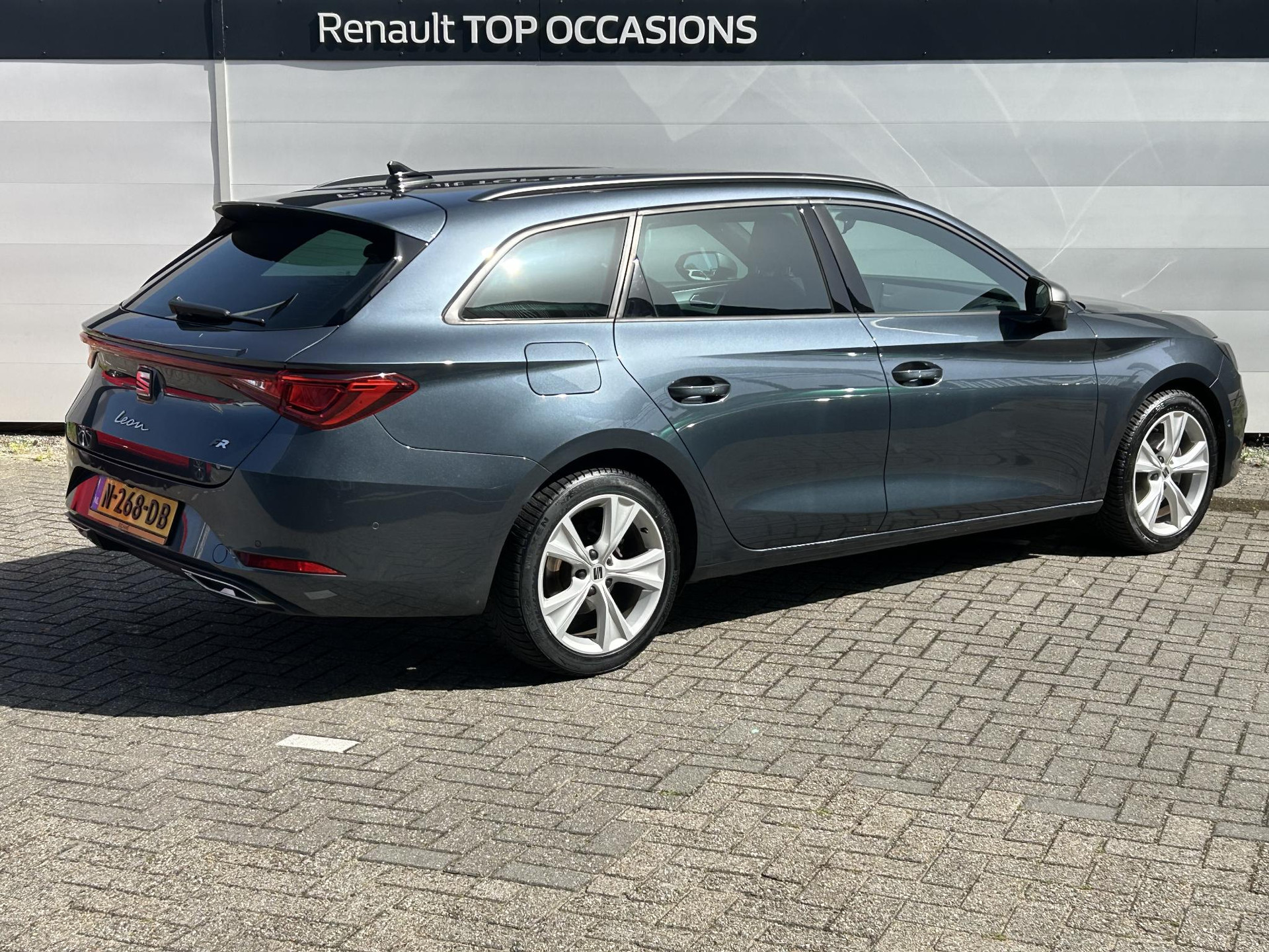 SEAT León