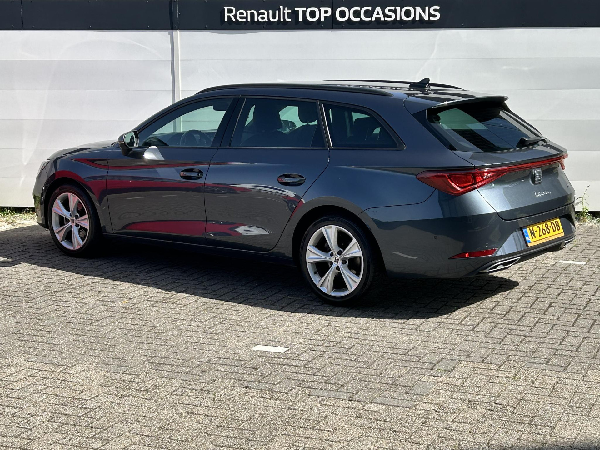 SEAT León