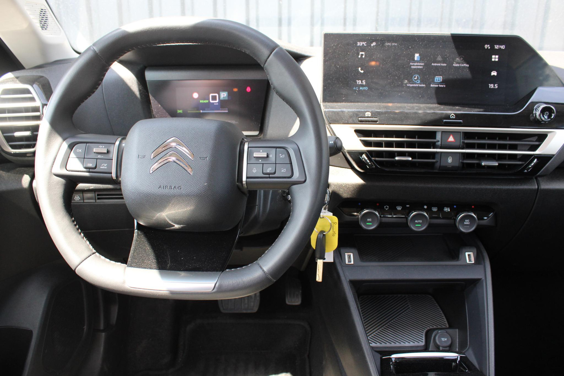 Citroën ë-C4