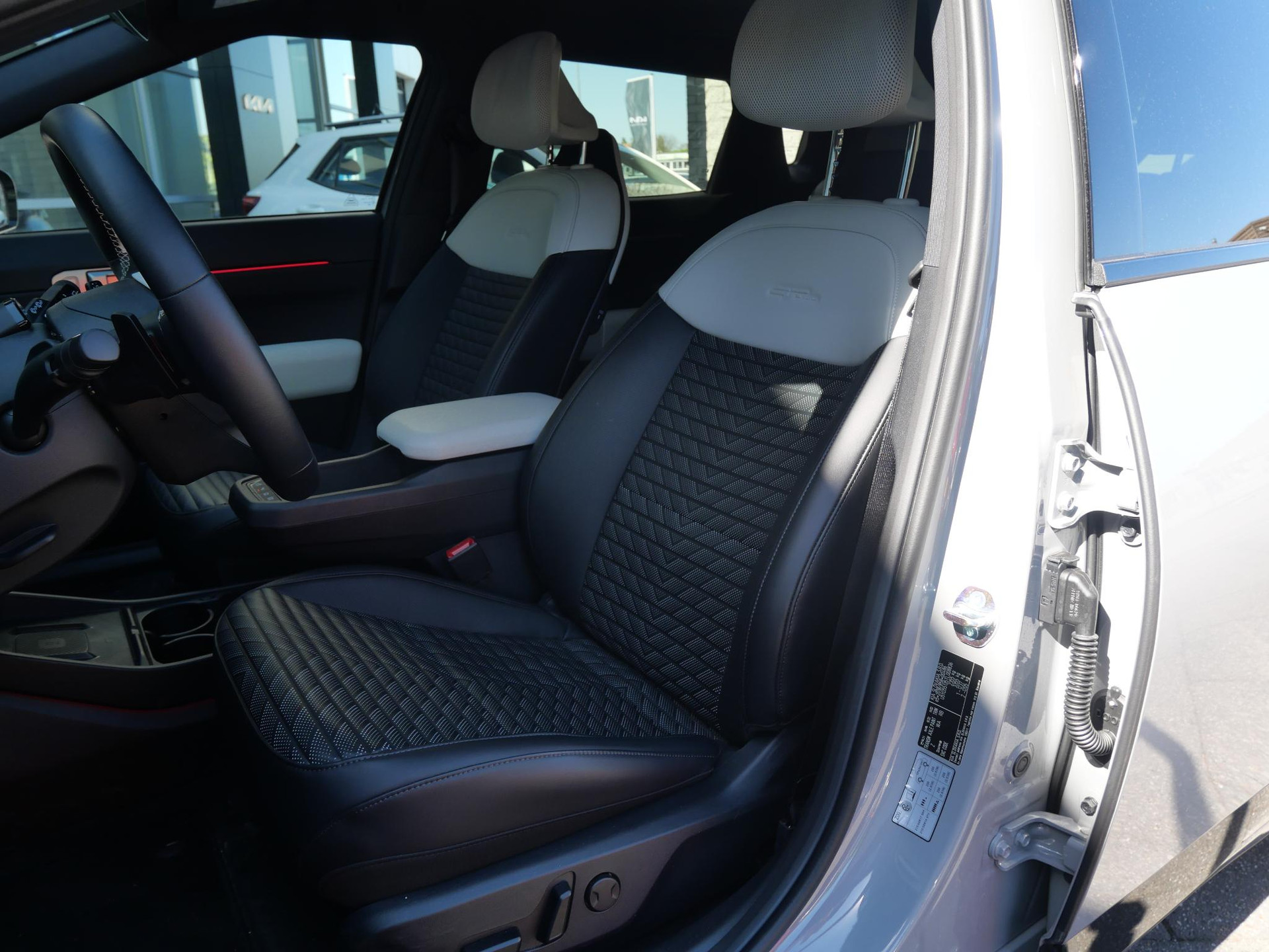 Kia EV4