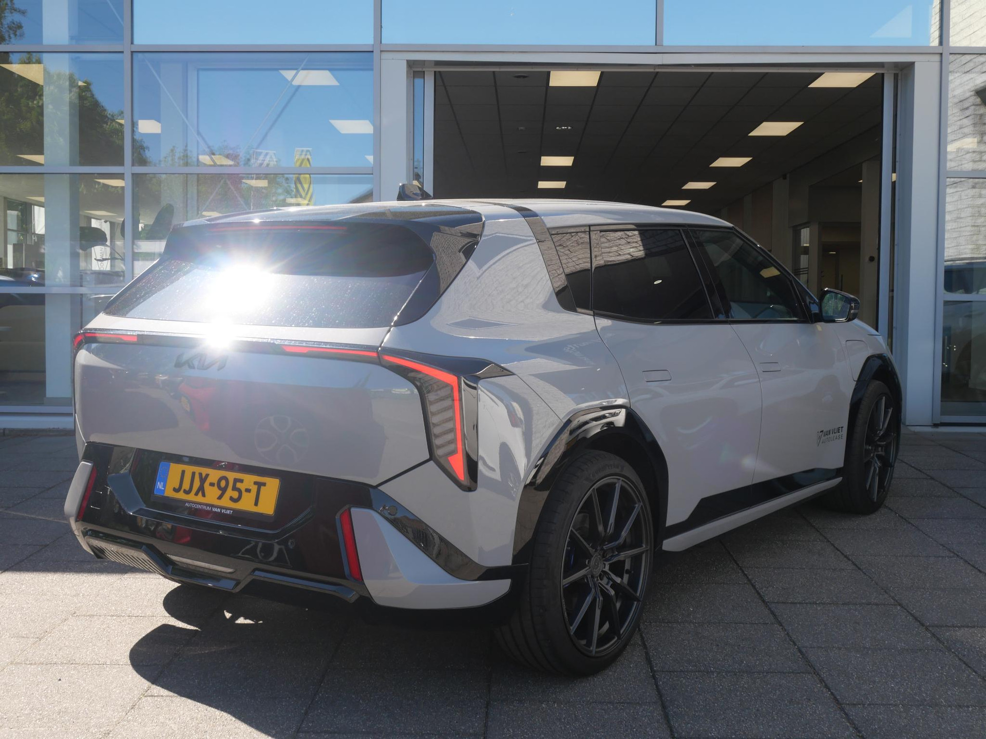 Kia EV4