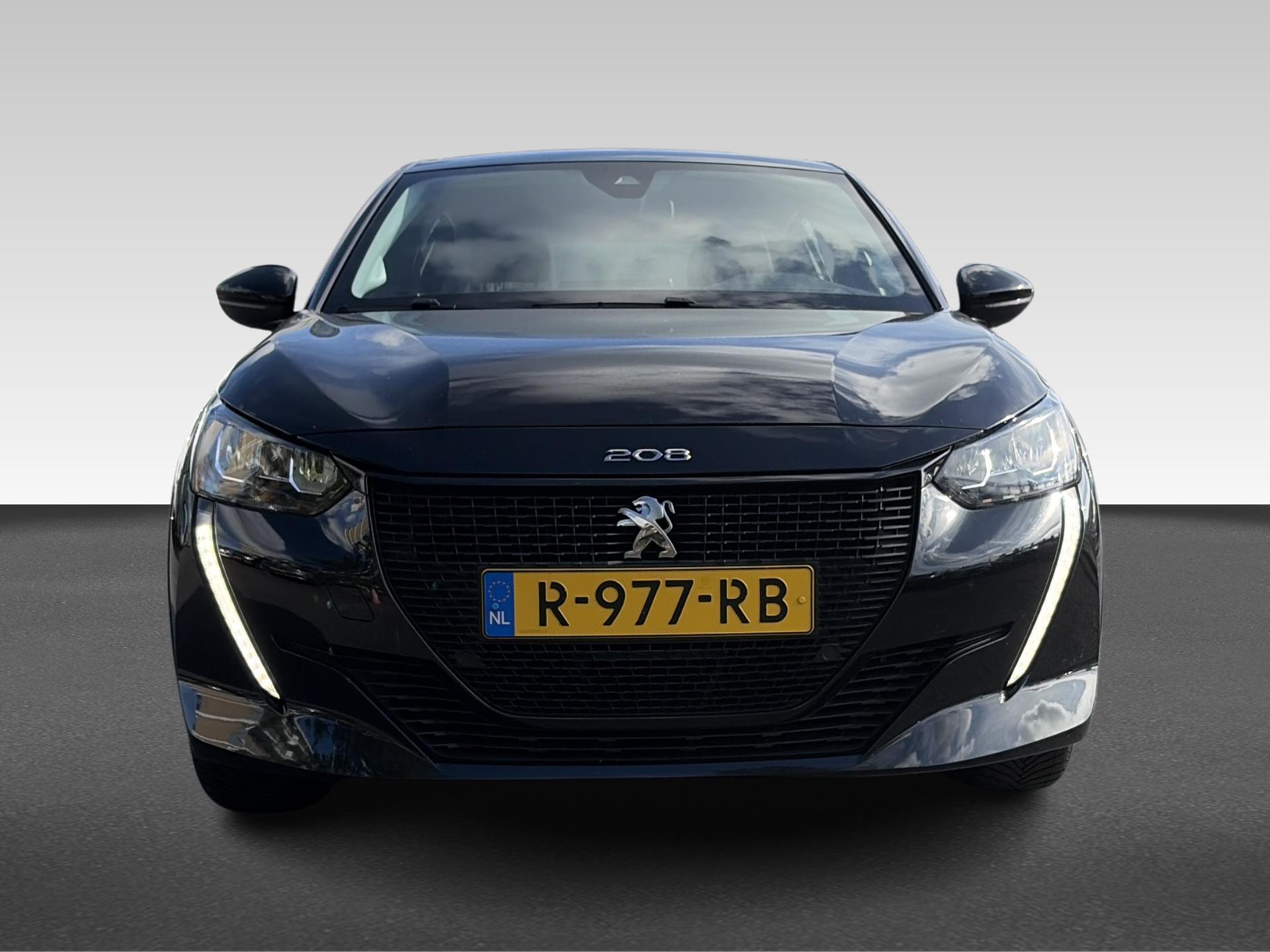 Peugeot e-208