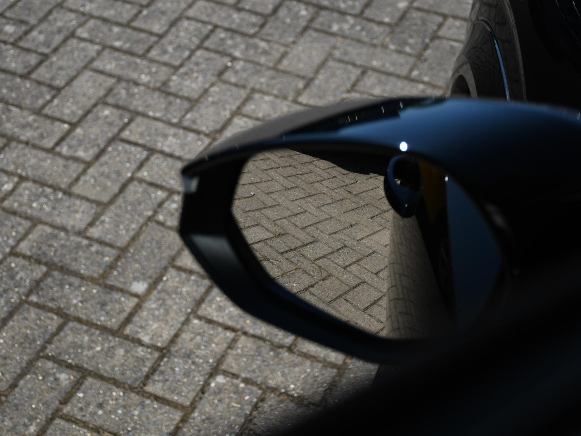 Peugeot e-3008
