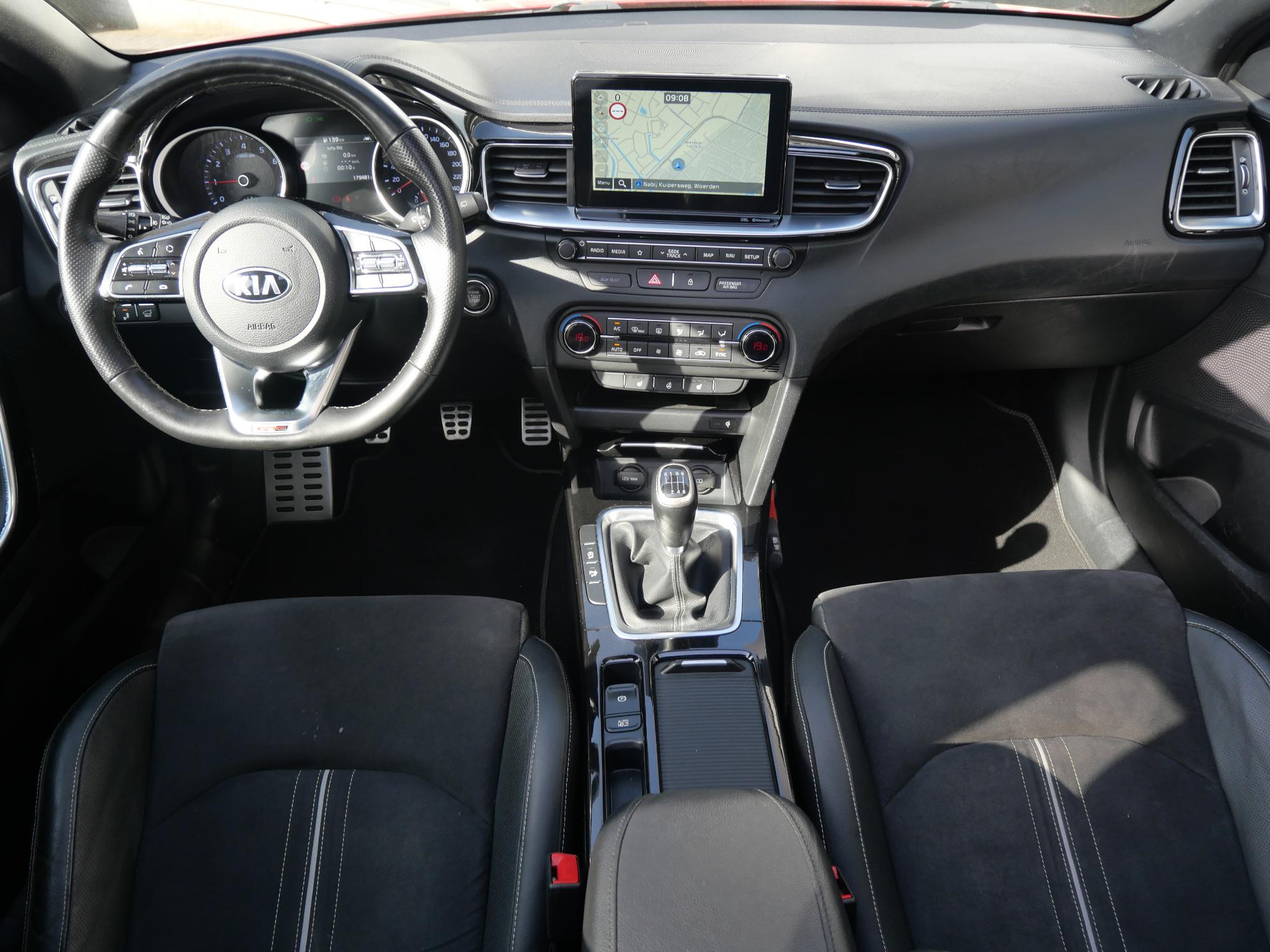Kia Proceed