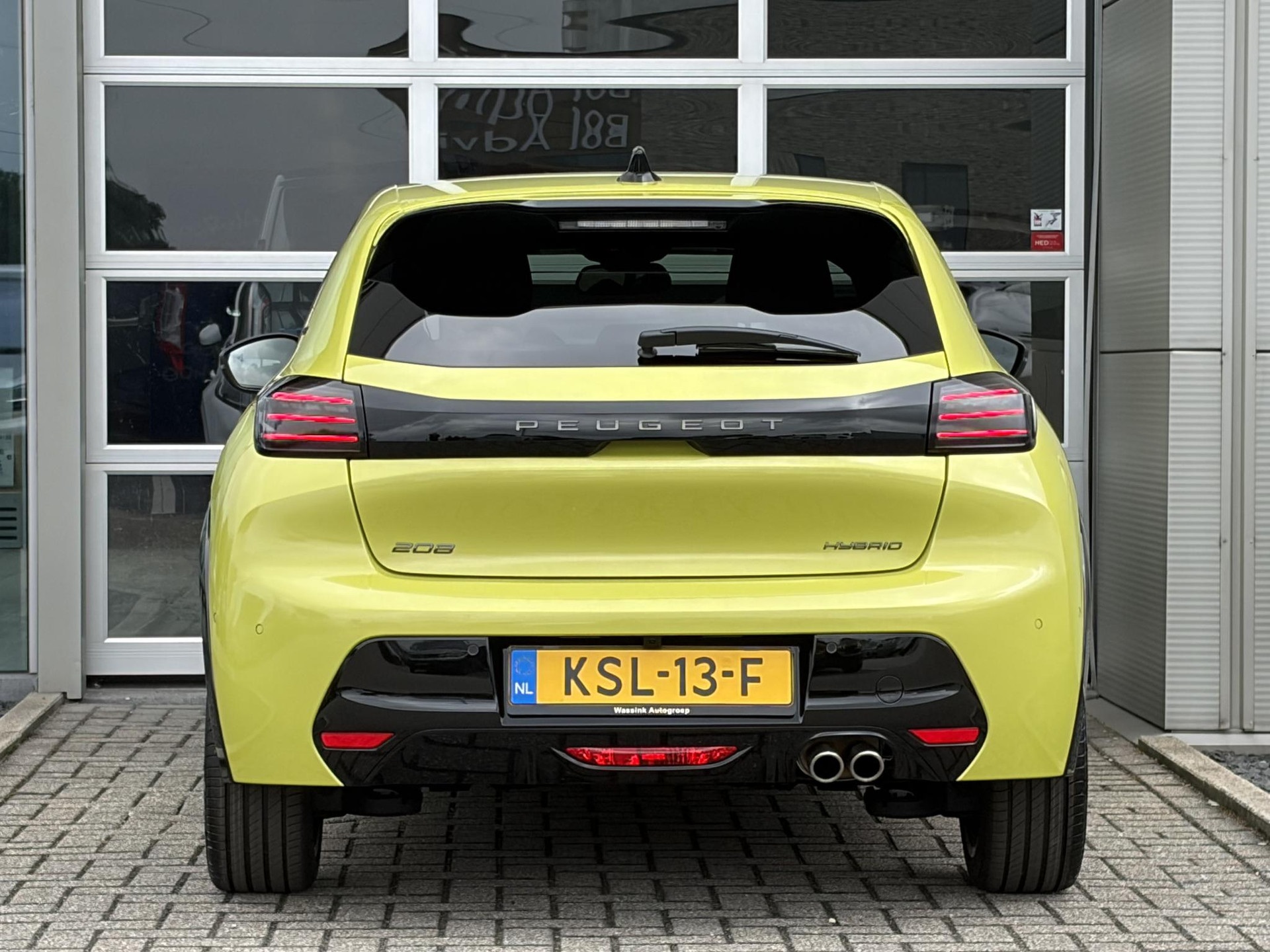 Peugeot 208