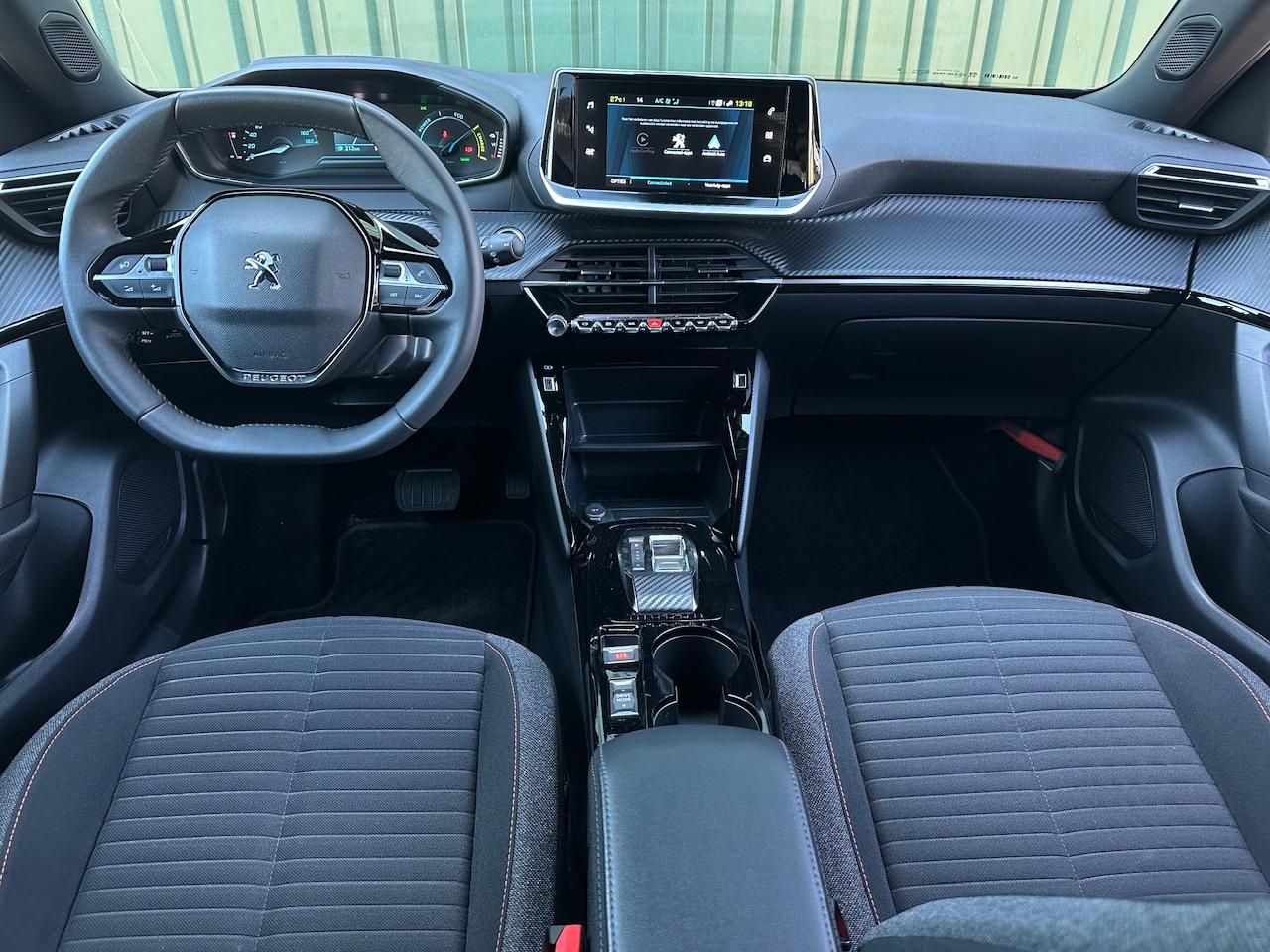 Peugeot e-2008