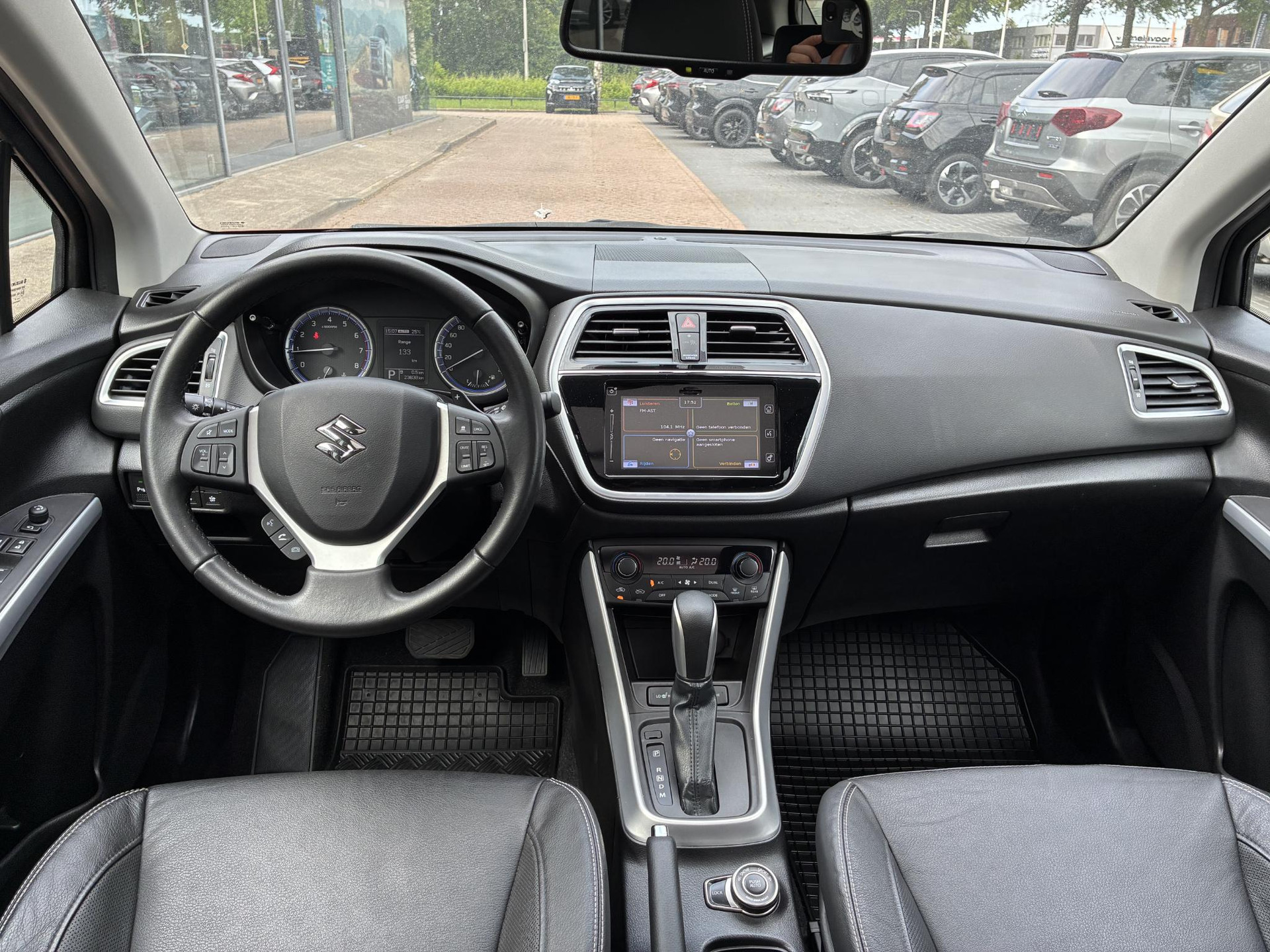 Suzuki S-Cross