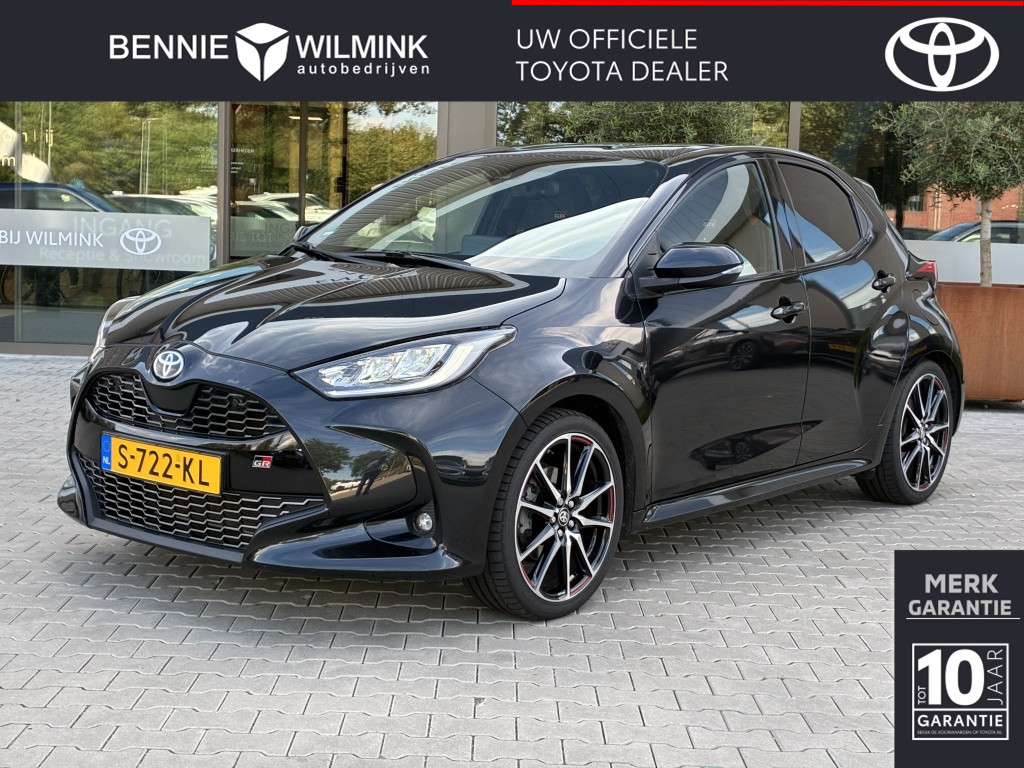 Toyota Yaris 1.5 Hybrid GR Sport | Stoelverwarming | Camera | Carplay |