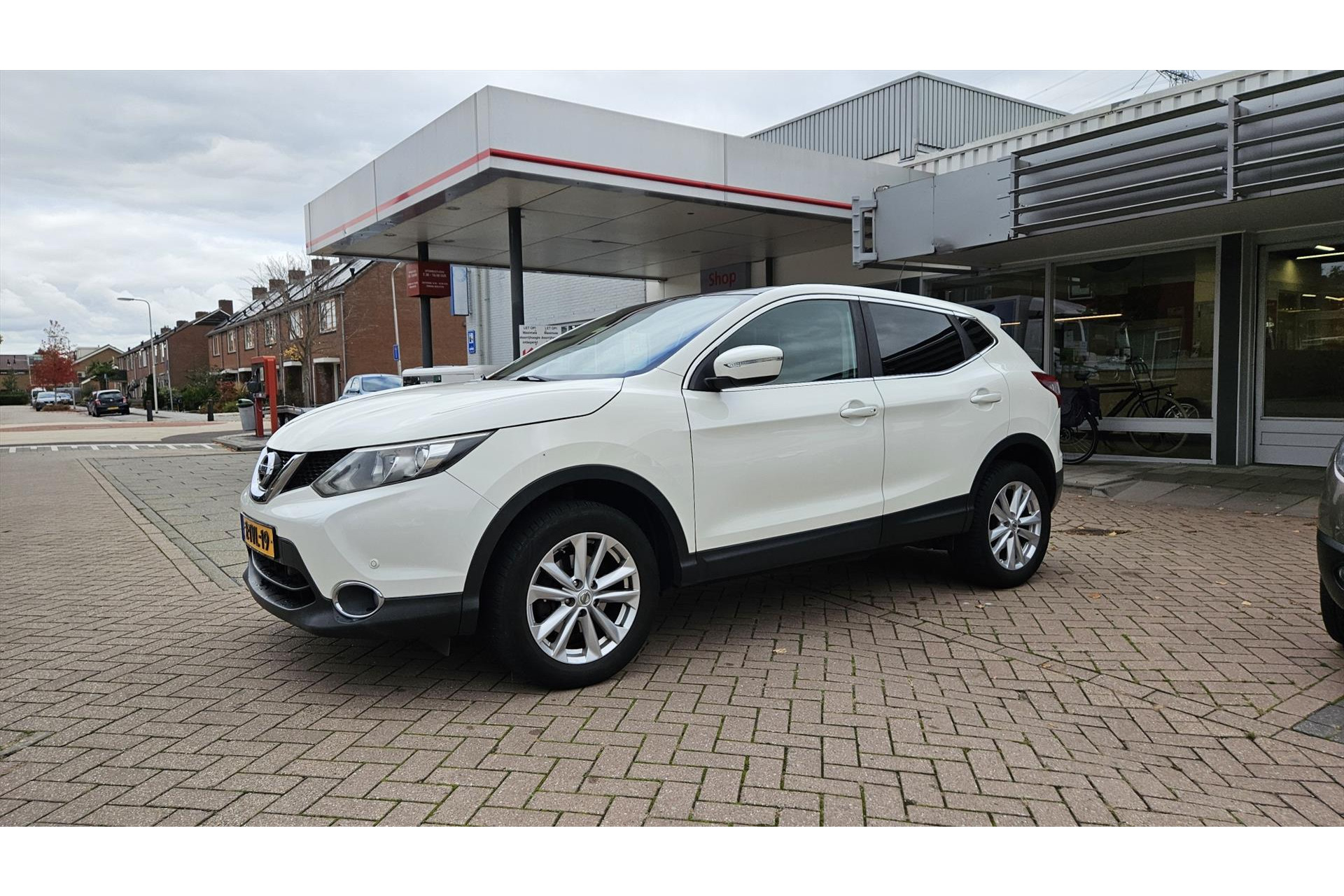 Nissan  QASHQAI