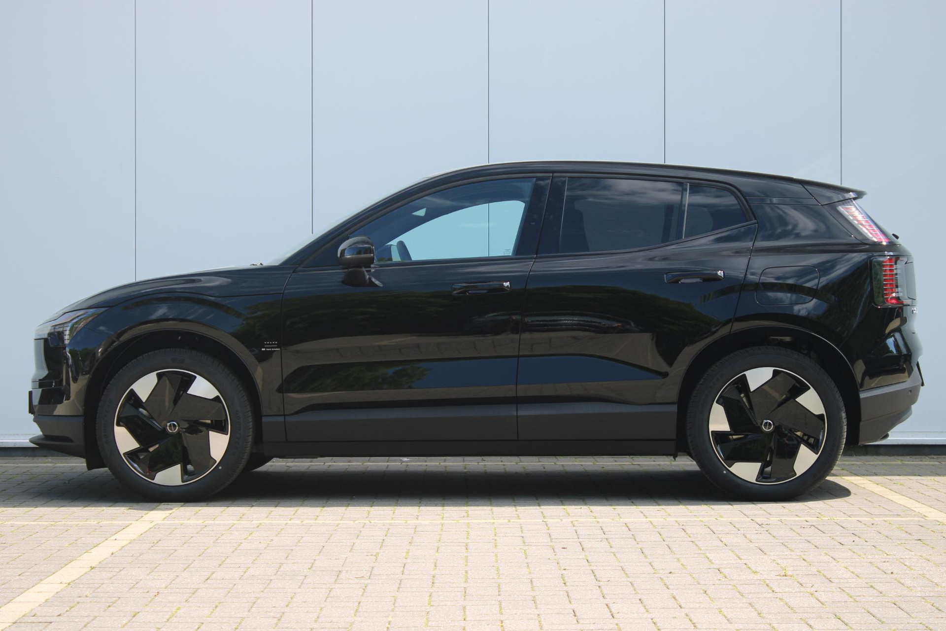 Volvo EX30