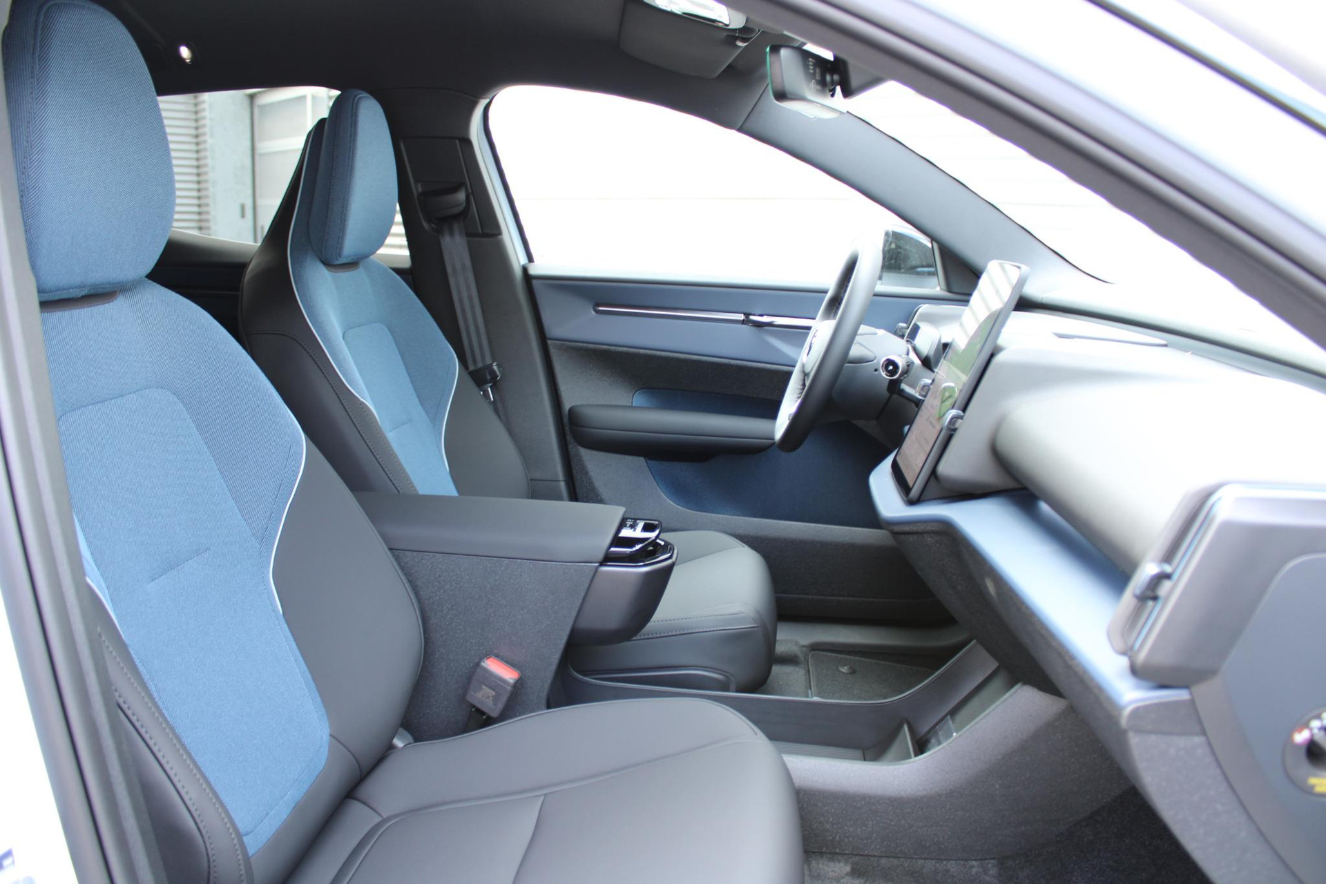 Volvo EX30