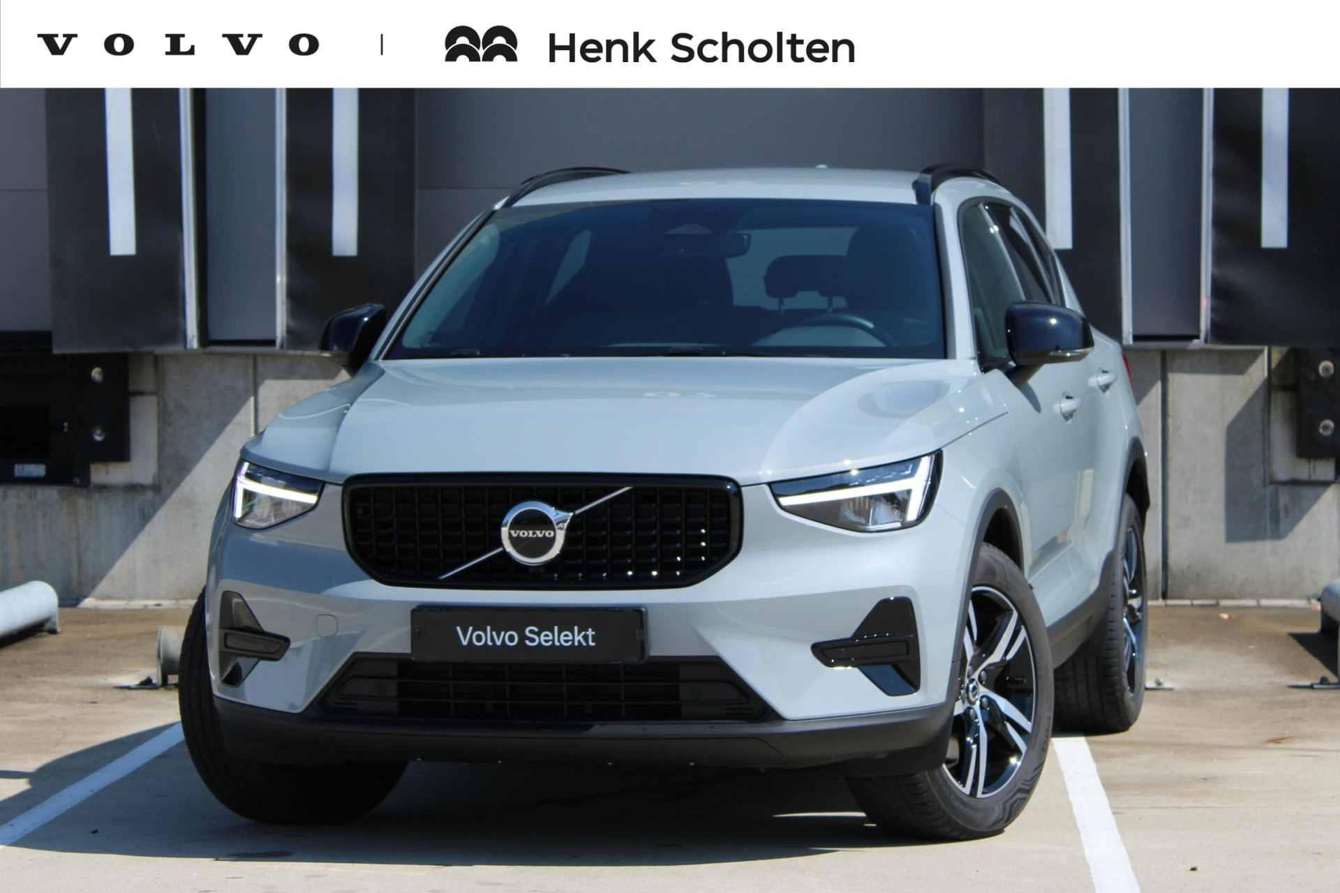 Volvo XC40 B4 Plus Dark | 2025, foto 1