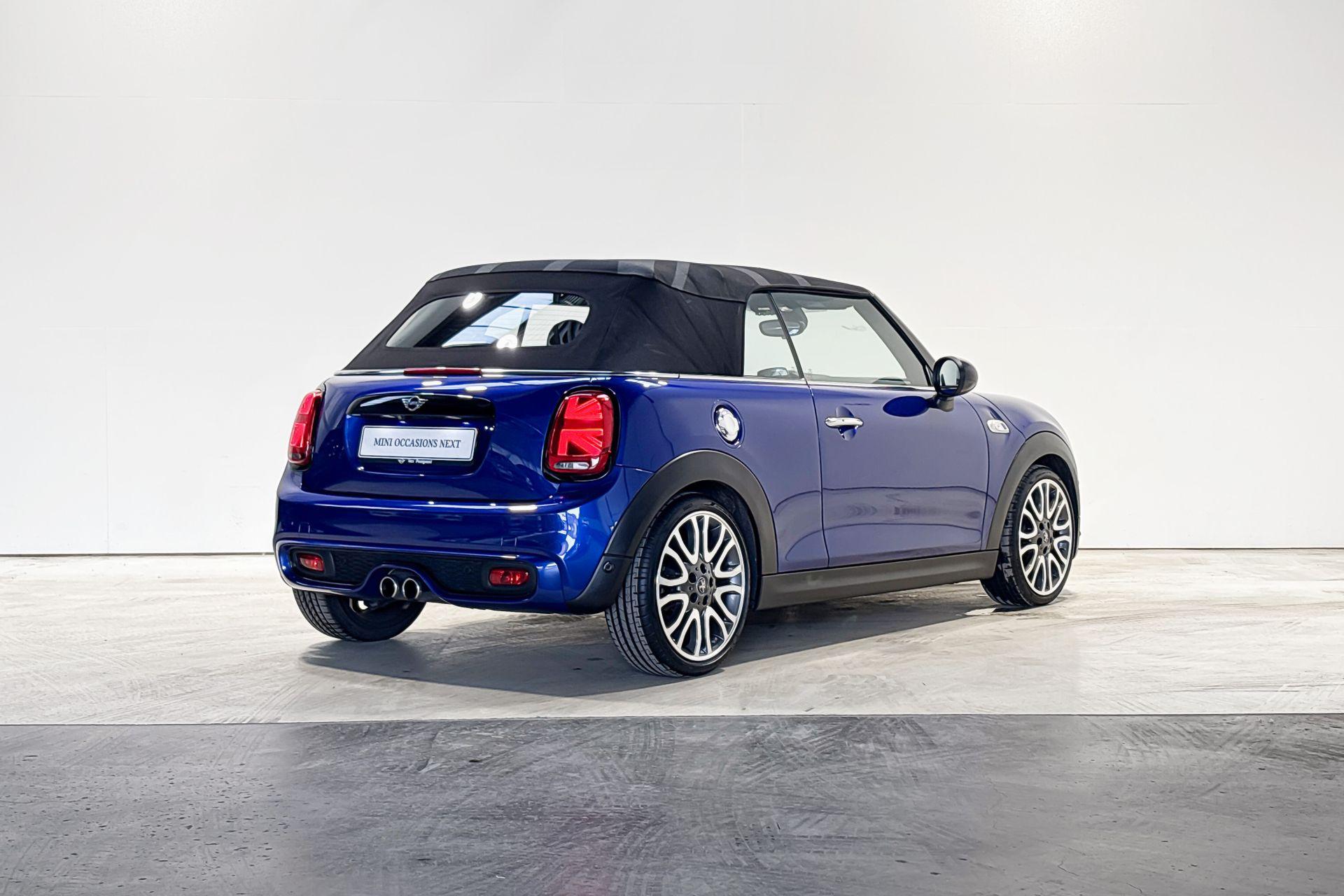 MINI Cooper Cabrio