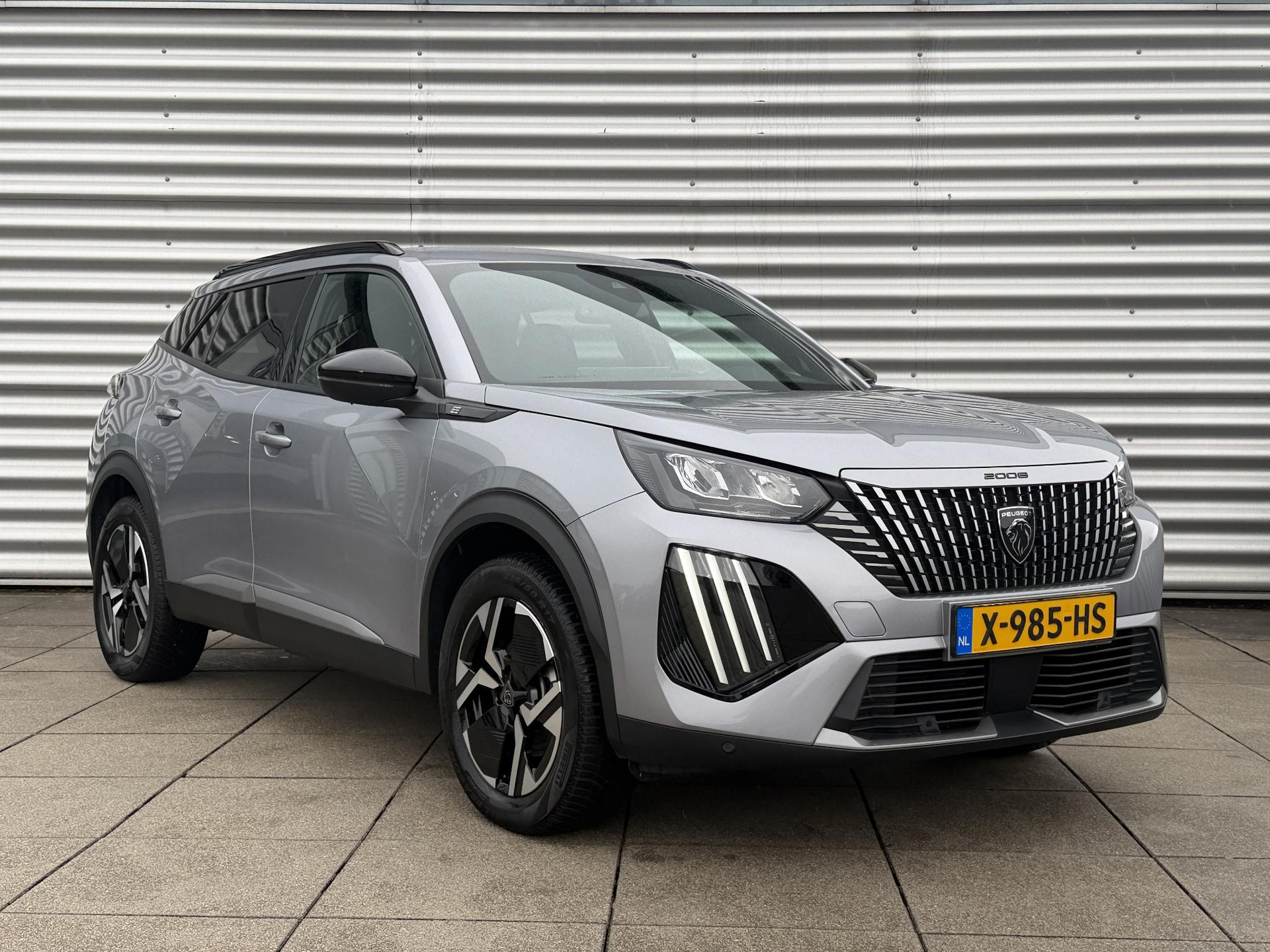 Peugeot e-2008