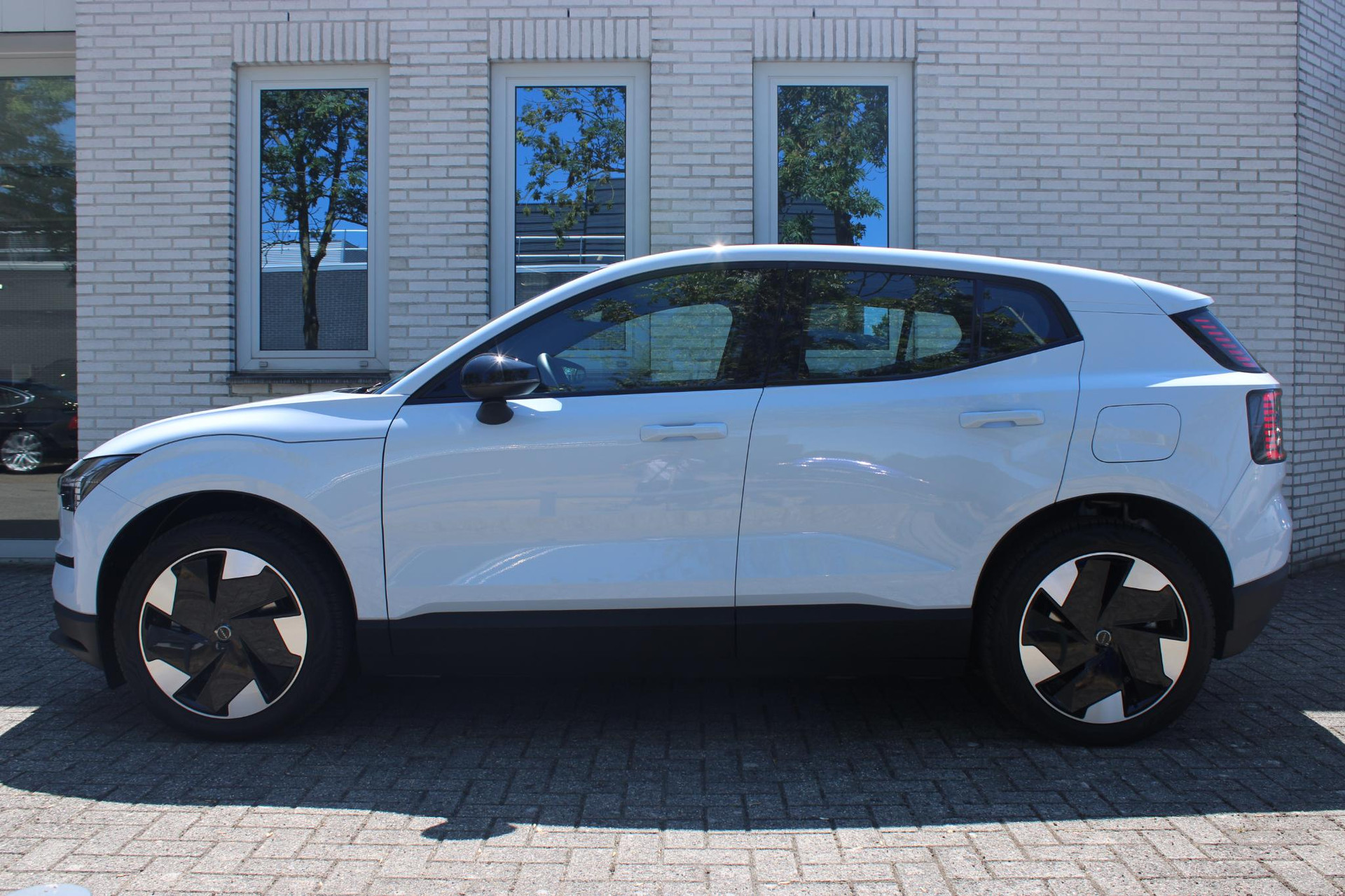 Volvo EX30