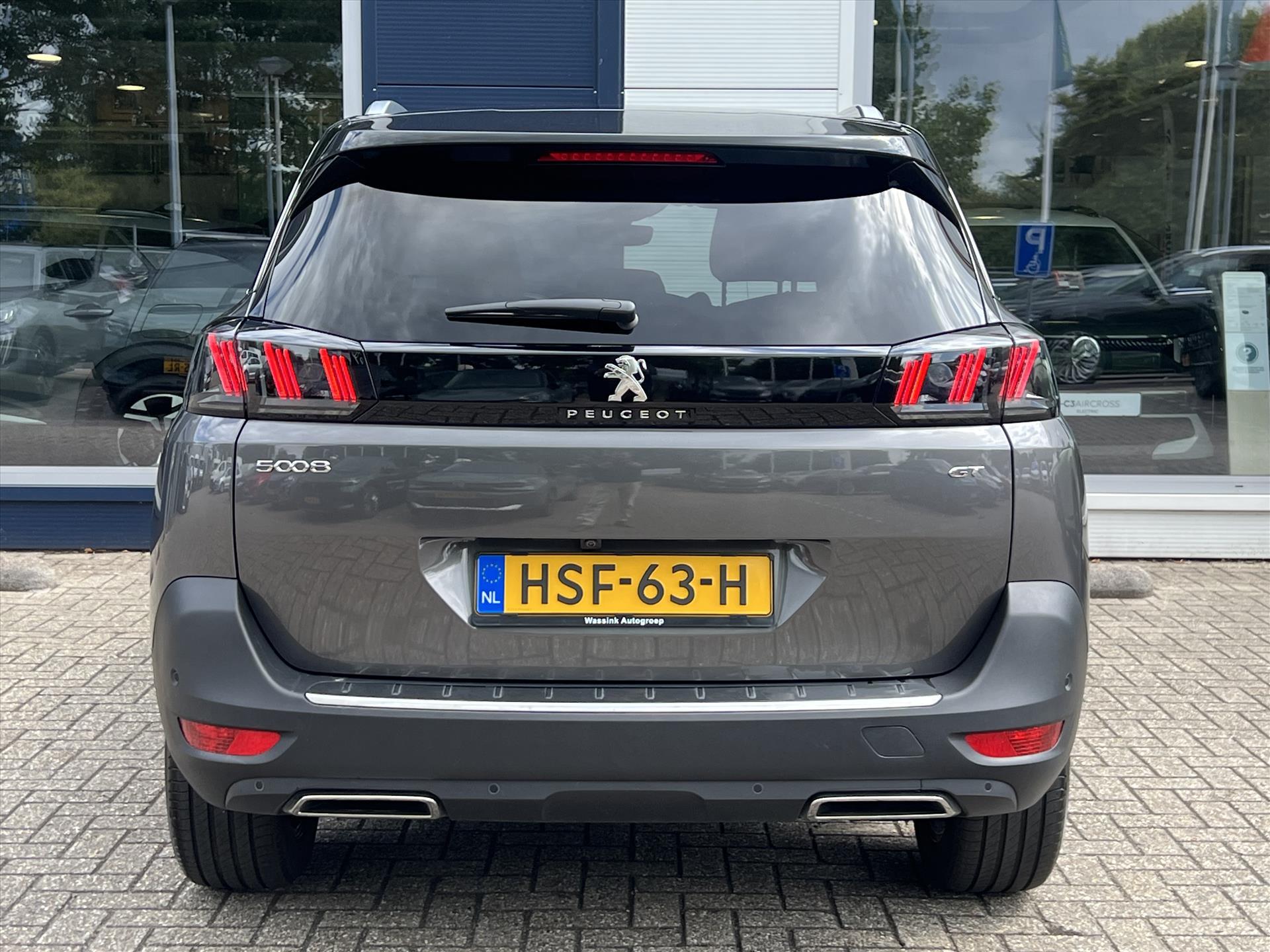 Peugeot 5008