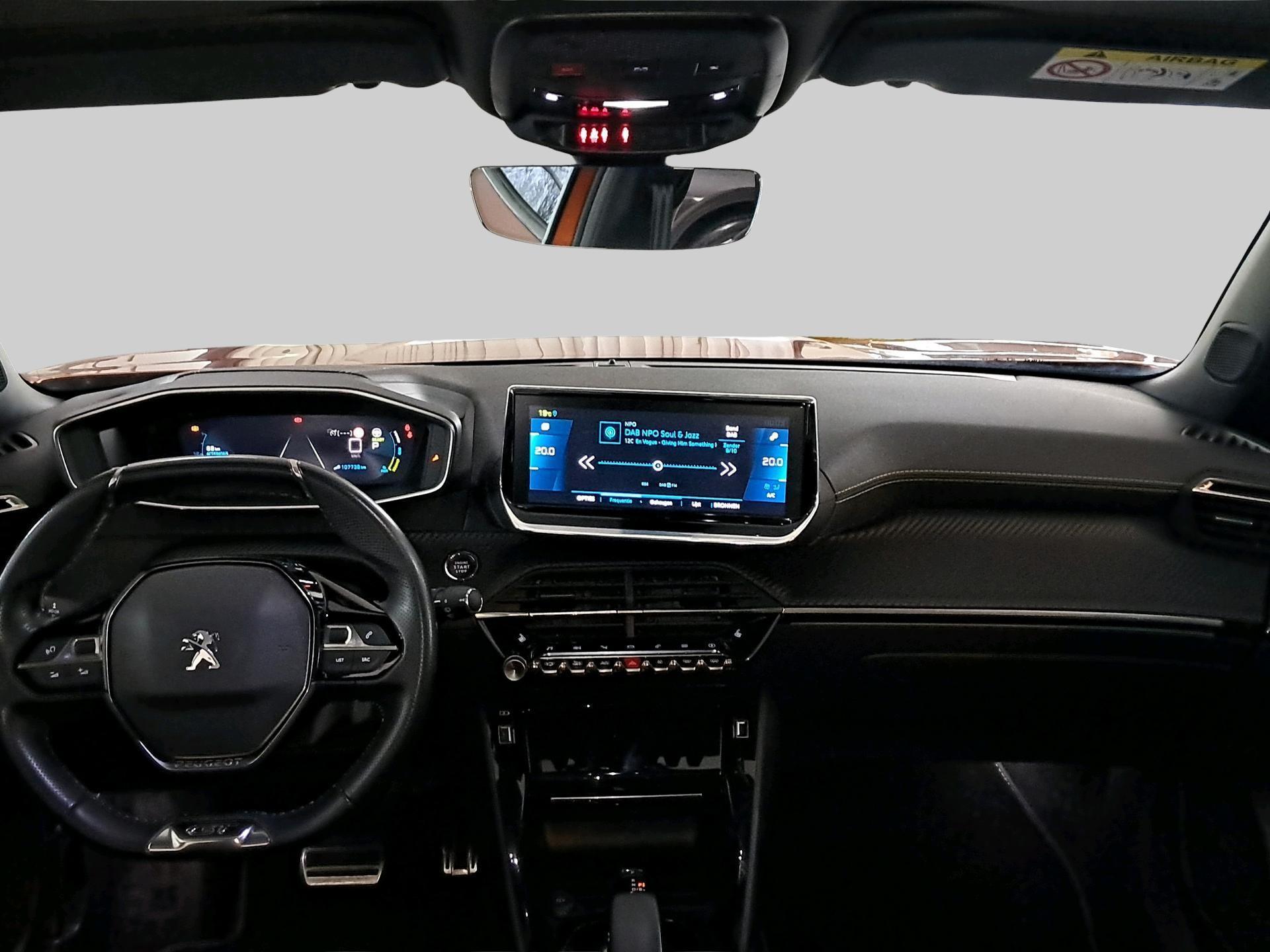 Peugeot e-2008