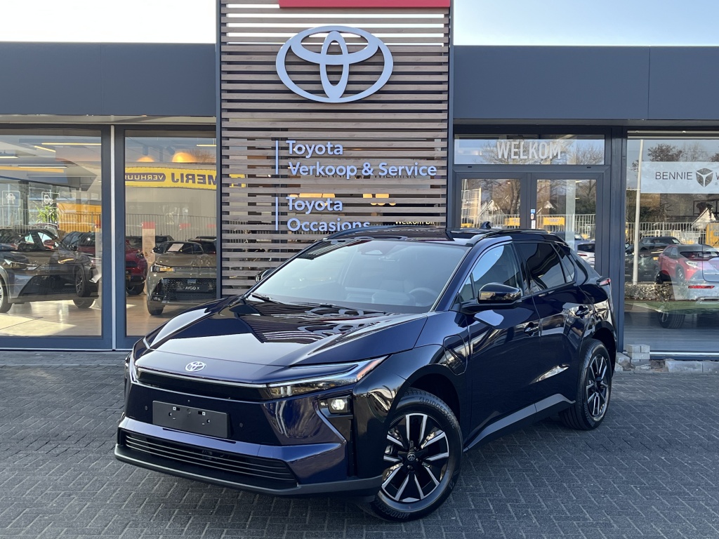 Toyota bZ4X Dynamic 73 kWh | NW Model | Direct Leverbaar | 2.000 Euro Inruil