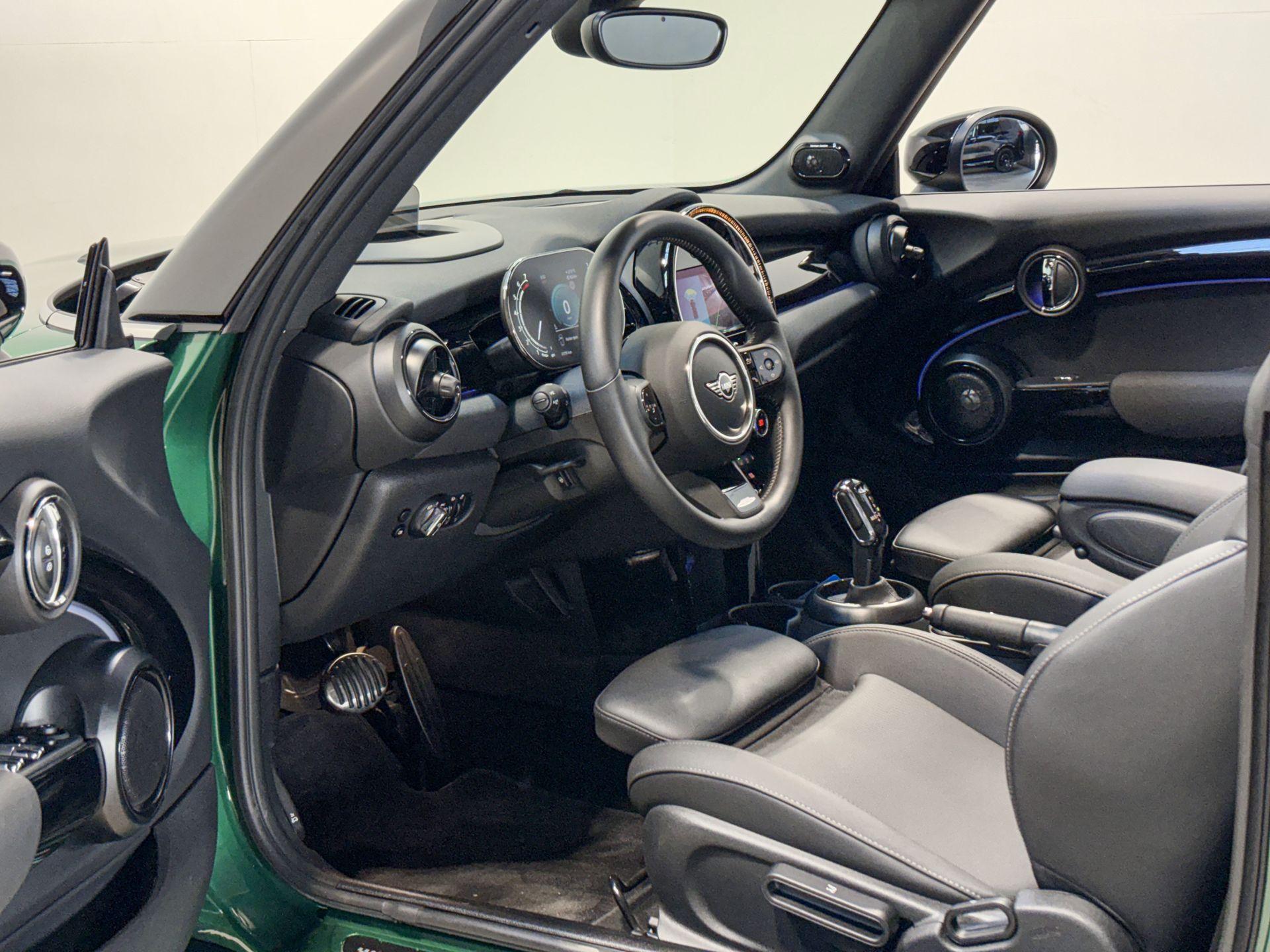 MINI Cabrio
